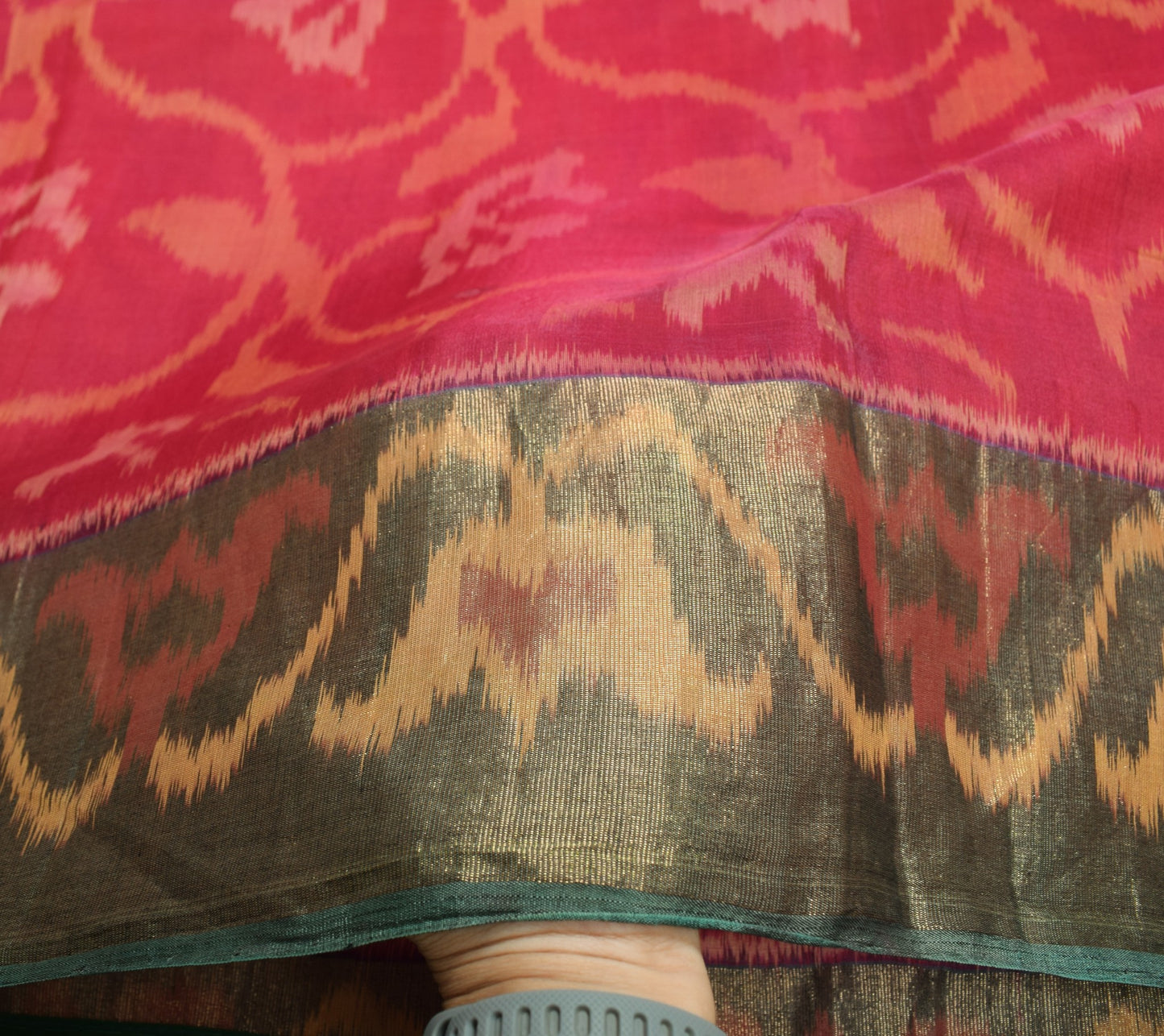 Sushila Vintage Magenta Saree Pure Cotton Silk Hand Woven Pochampally Ikat Sari