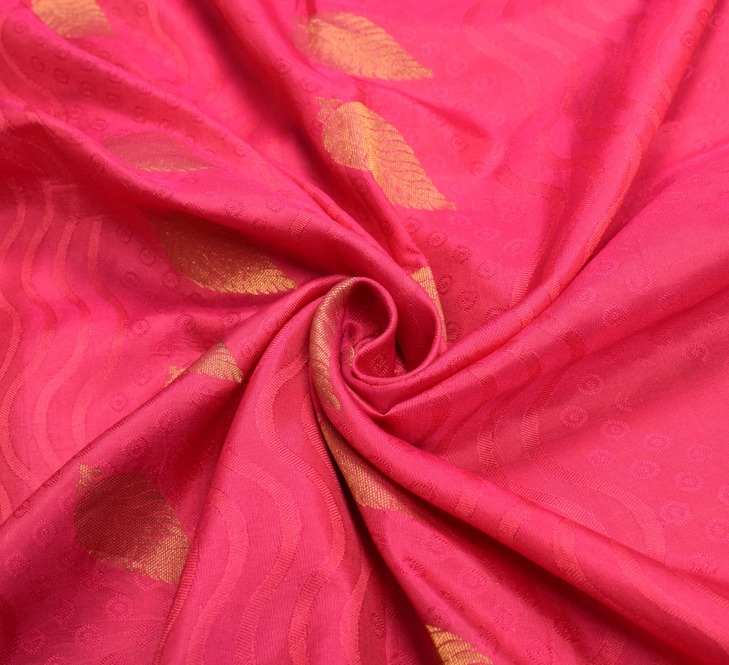 Sushila Vintage Magenta Heavy Indian Sarees Pure Silk Woven Zari Sari Fabric