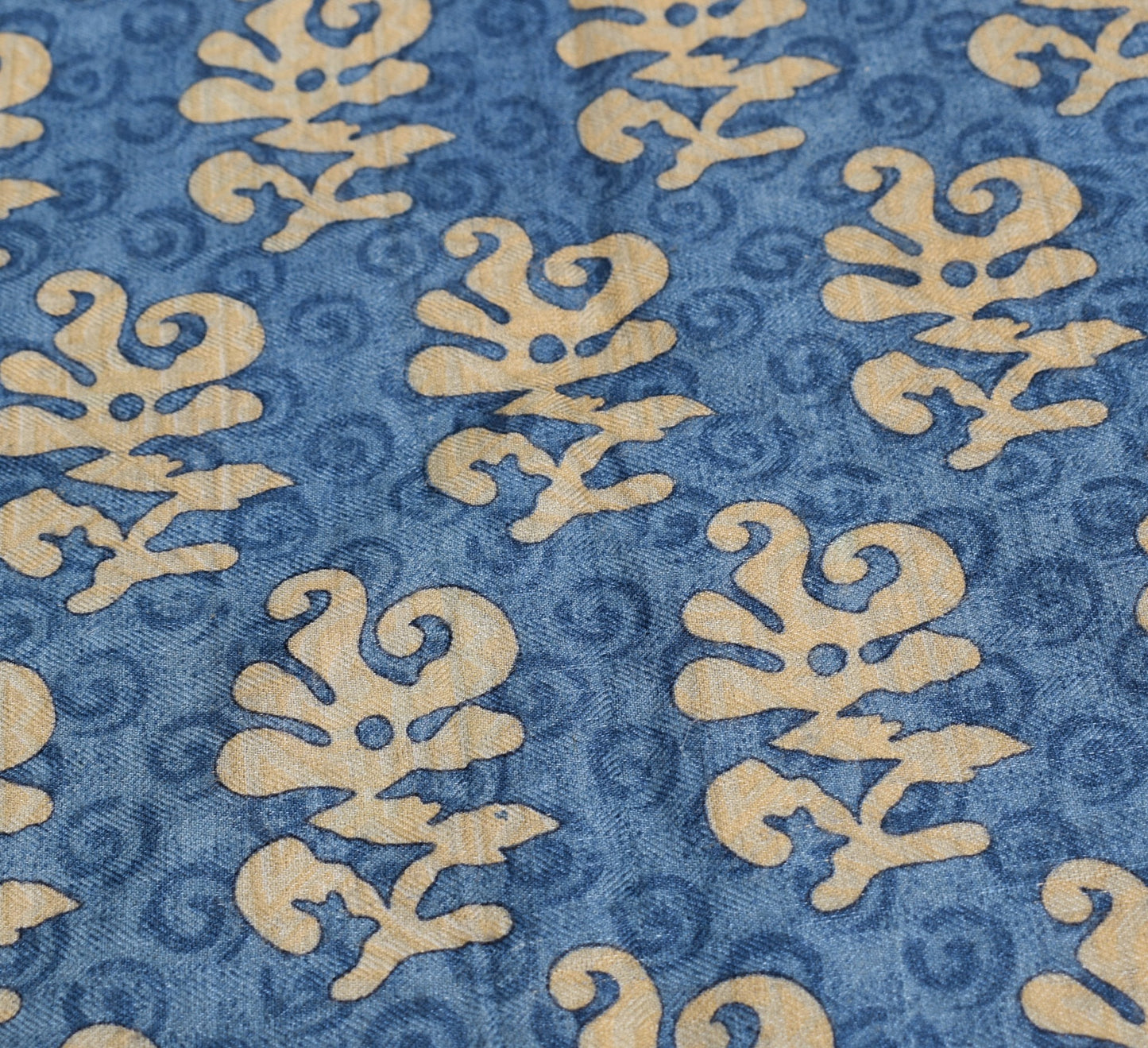 Sushila Vintage Shade of Blue Saree Pure Woolen Woven & Printed 6Yds Sari Fabric