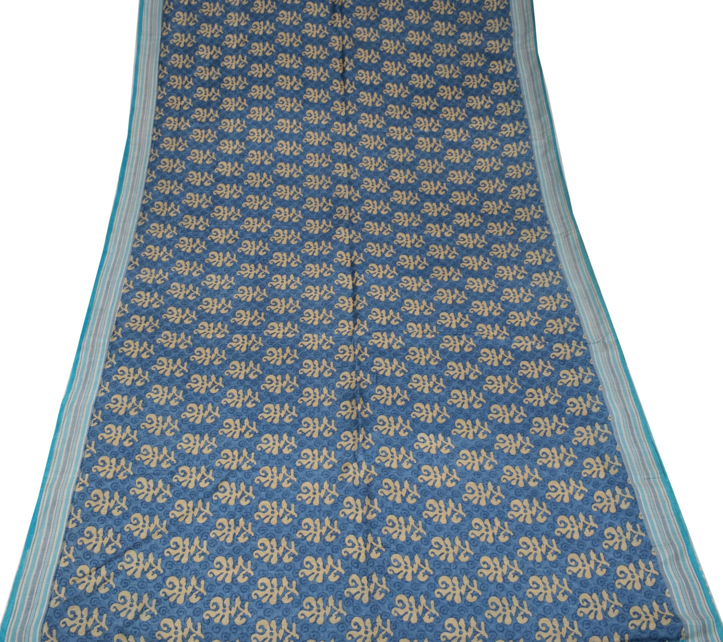 Sushila Vintage Shade of Blue Saree Pure Woolen Woven & Printed 6Yds Sari Fabric