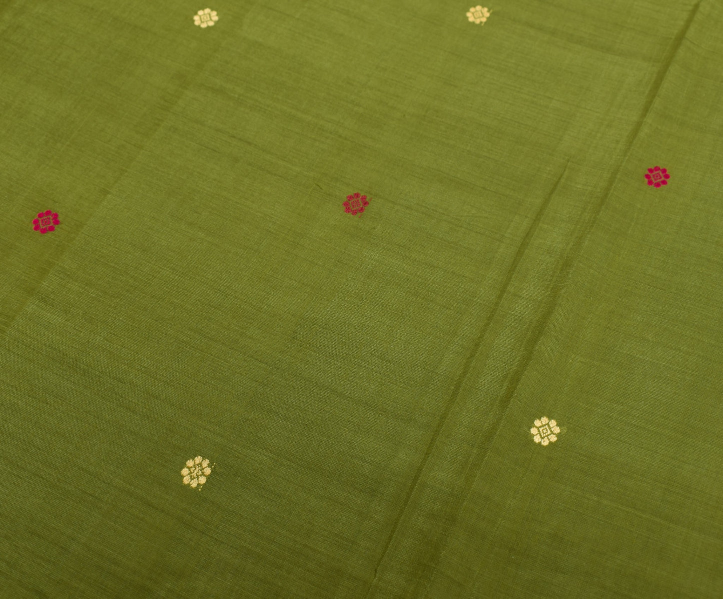 Sushila Vintage Green Saree Pure Cotton Hand Woven Ikat Patola Sari Craft Fabric