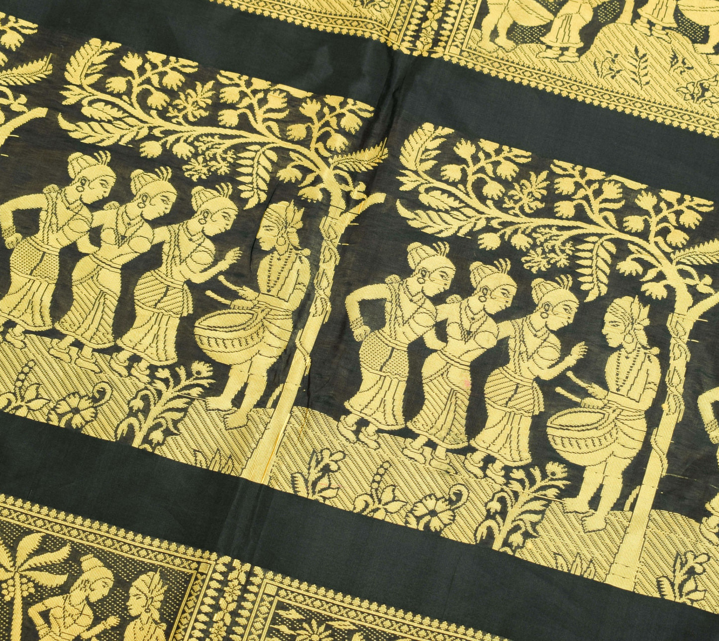 Sushila Vintage Black figure Sari Pure Mulberry Silk Baluchari Handloom Saree