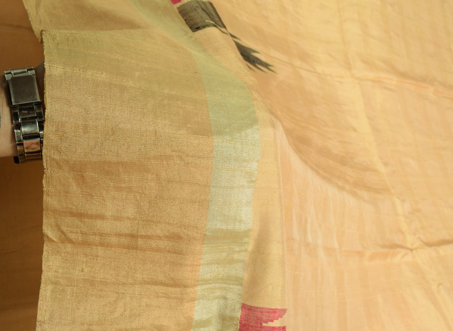 Sushila Vintage Beige Hand Woven Saree Pure Kahdi Handloom Premium Sari Fabric