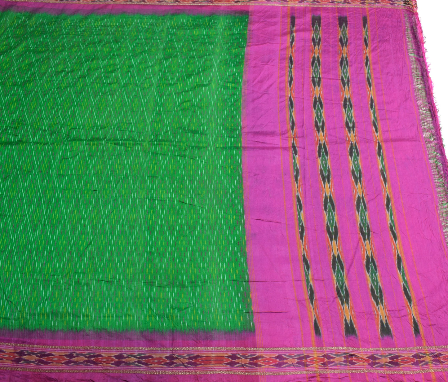 Sushila Vintage Green Saree Pure Silk Hand Woven Ikat Patola Sari Craft Fabric
