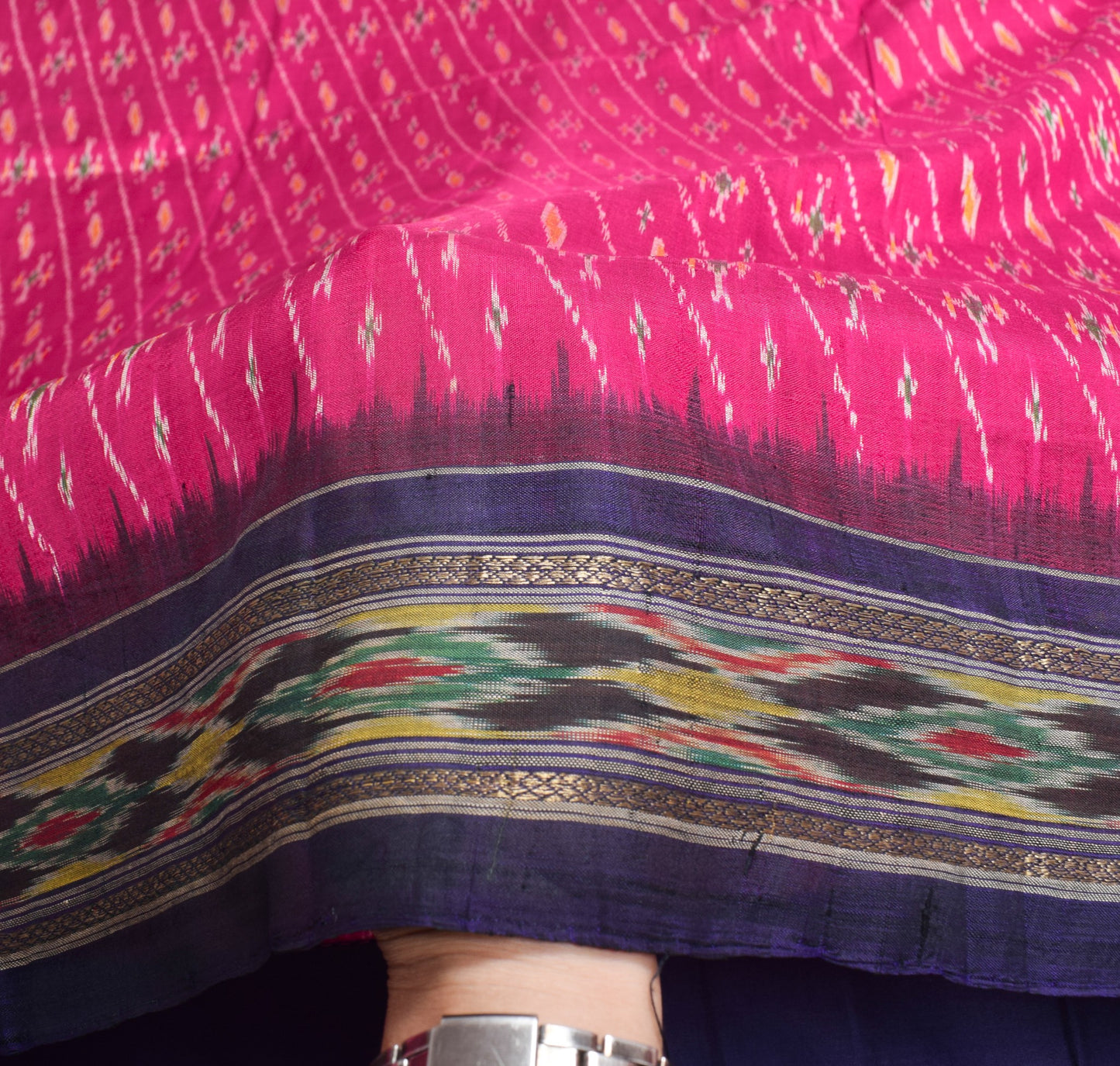 Sushila Vintage Pochampally Ikat Saree Hand Woven Magenta Blue Pure Silk Sari
