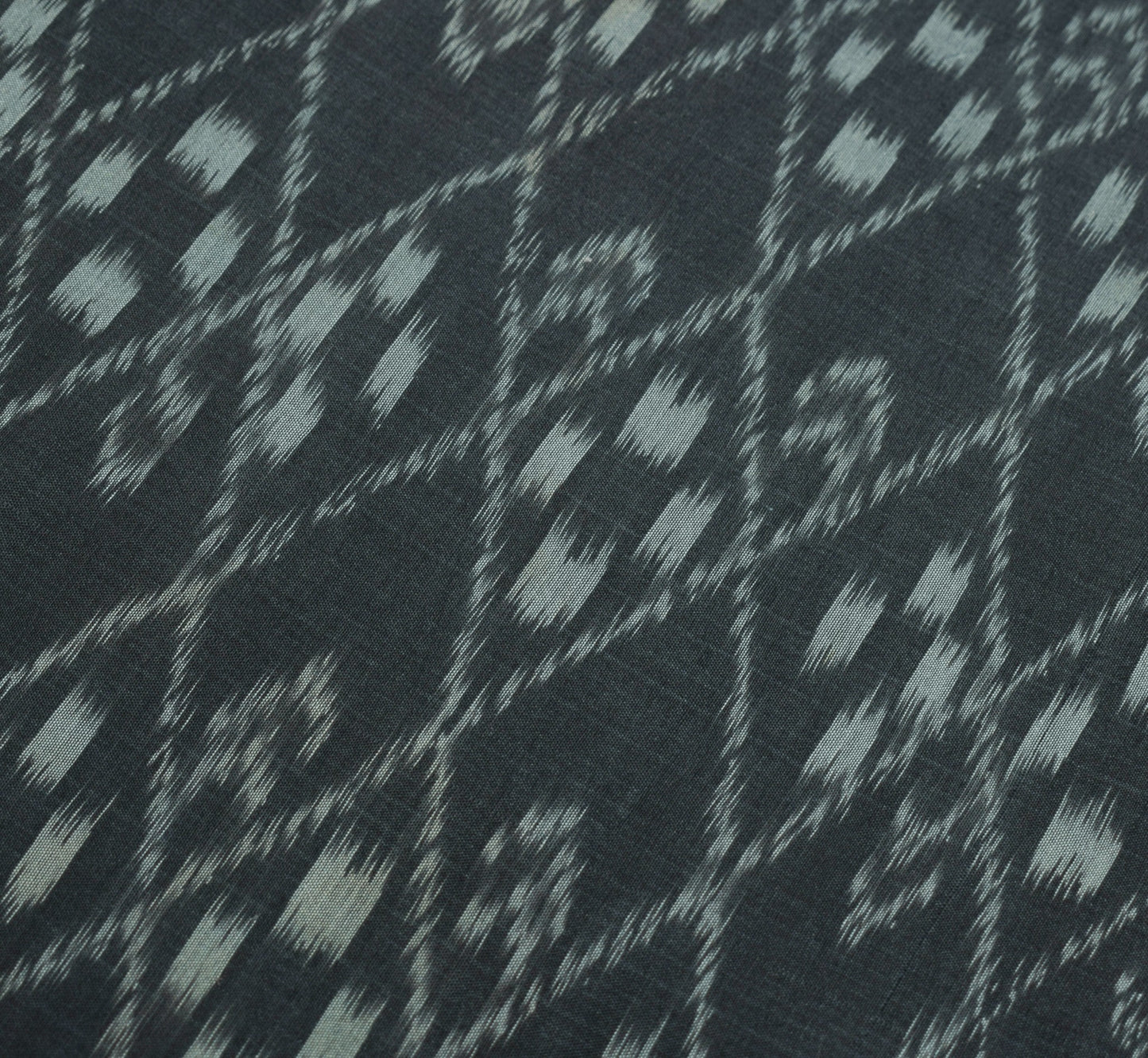 Sushila Vintage Pochampally Ikat Saree Pure Cotton Silk Zari Woven Black Sari