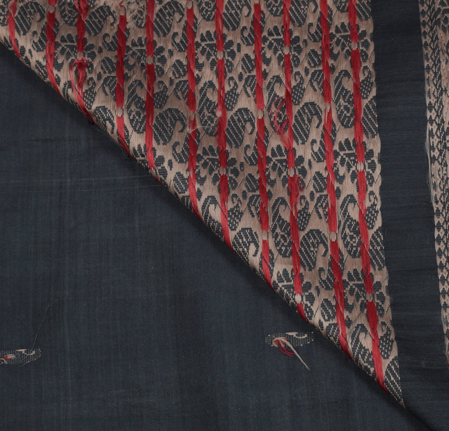 Sushila Vintage Pure Cotton Saree Hand Woven Paisley Peacock Border Sari Fabric