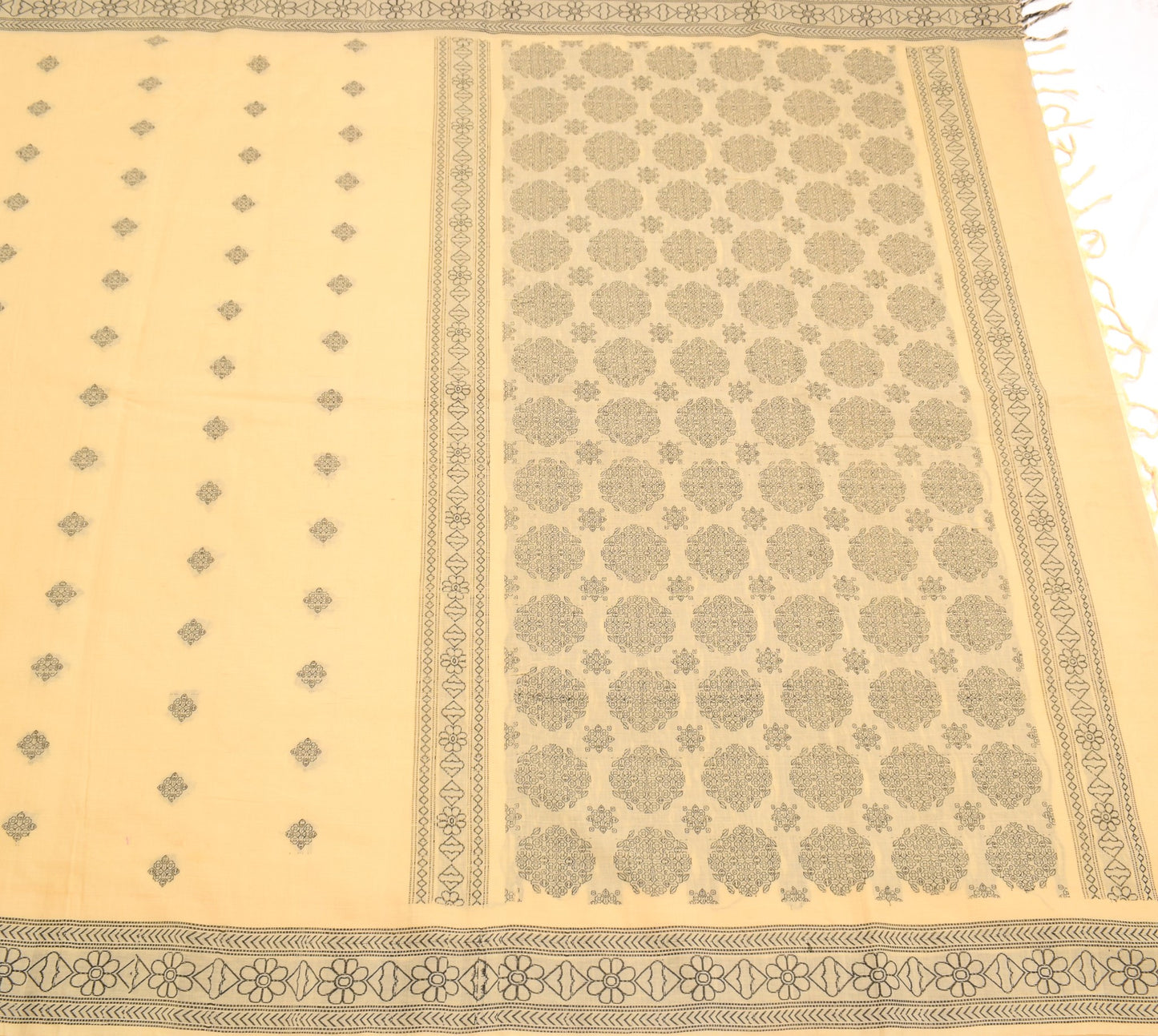Sushila Vintage Light Yellow Saree 100%Pure Cotton Hand Woven Floral Sari Fabric