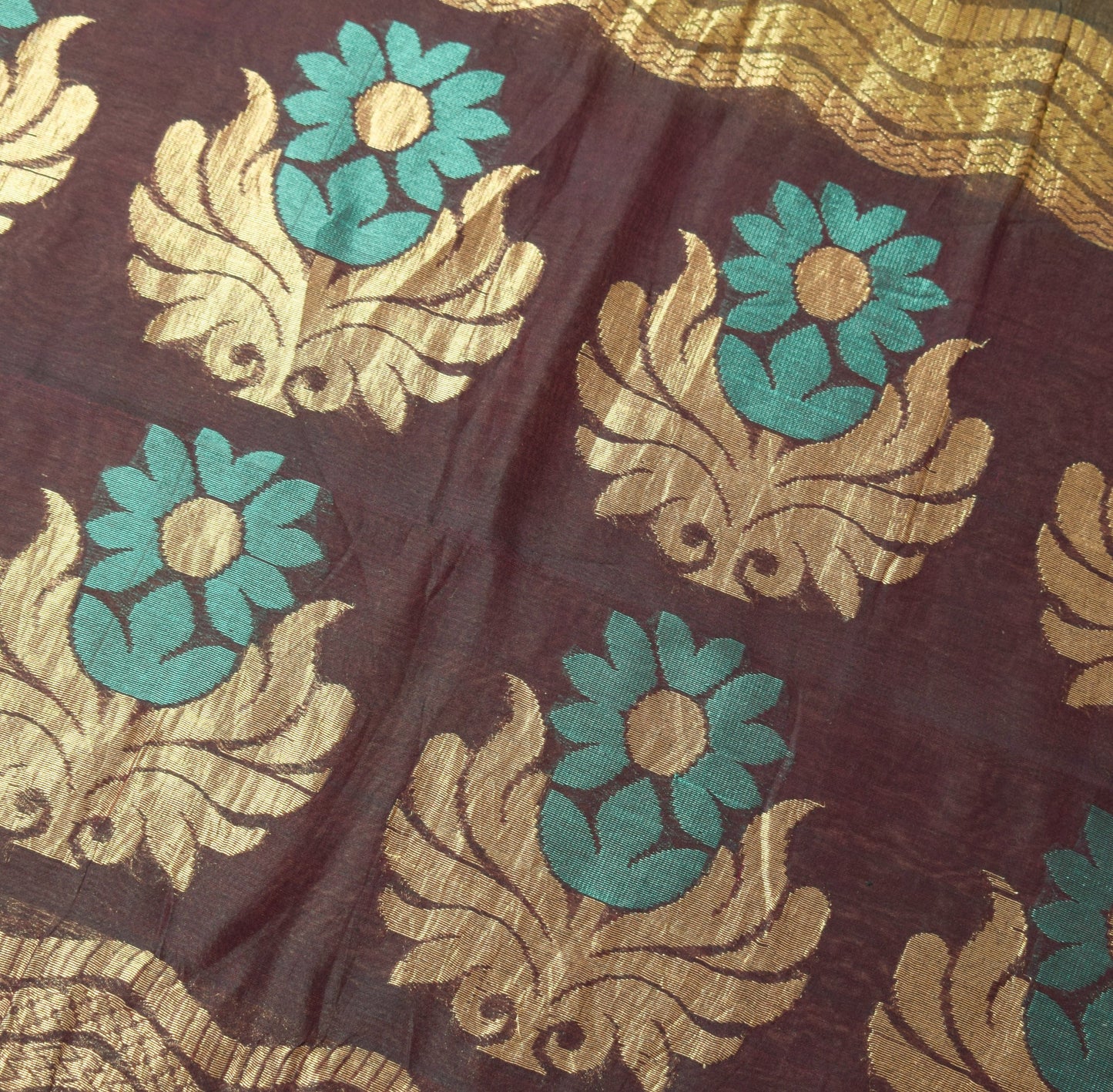 Sushila Vintage Zari Woven Premium Saree Pure Cotton Silk Dual Tone Sari Fabric