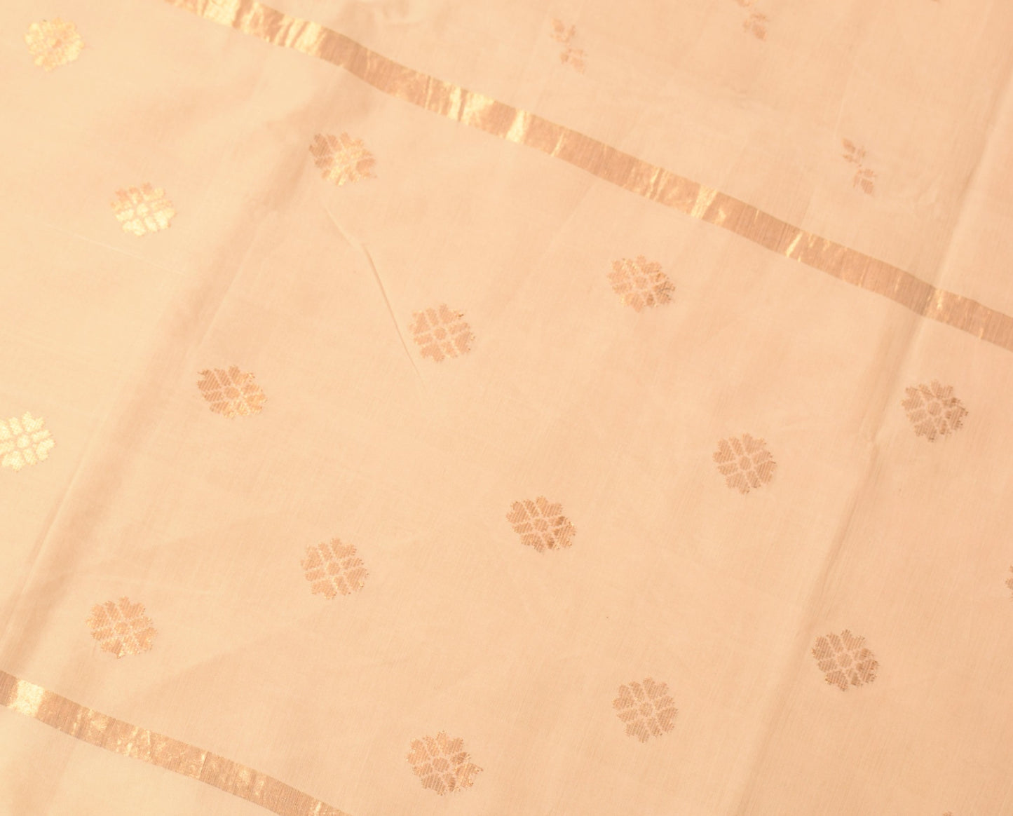 Sushila Vintage Zari Woven Saree Pure Cotton Floral Peach Sari 6 YD Craft Fabric