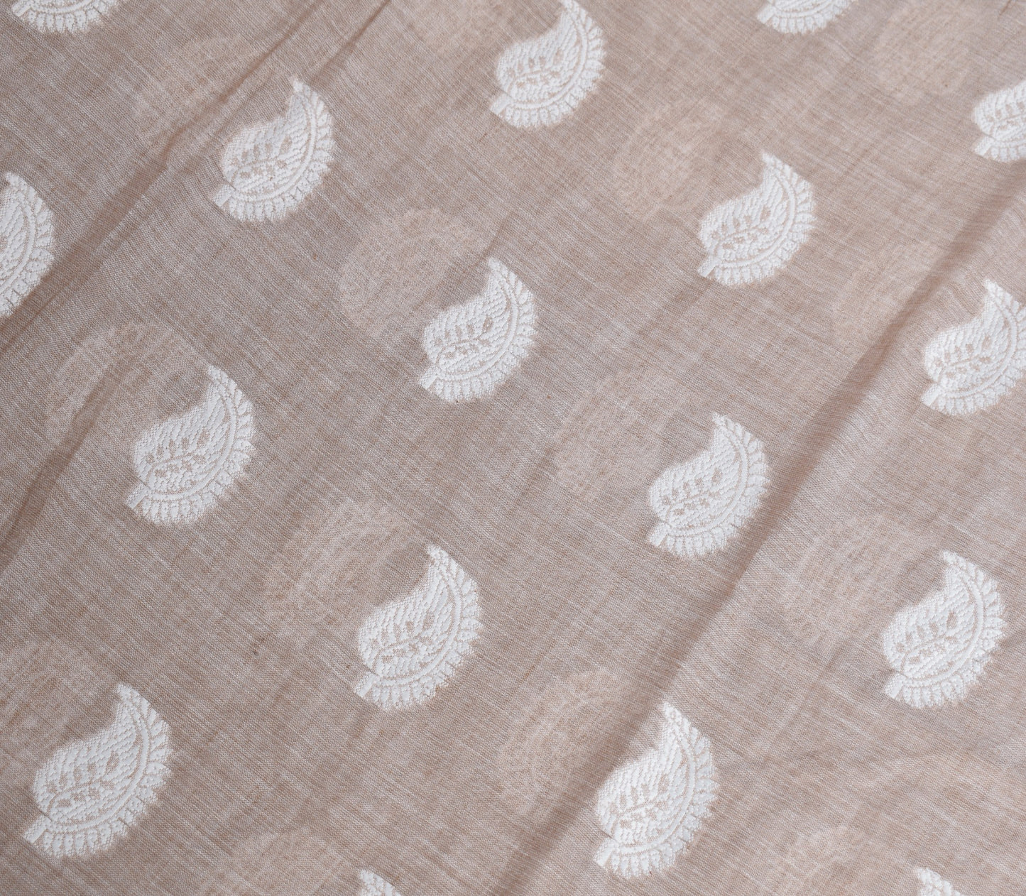 Sushila Vintage Brown & White Saree Art Cotton Paisley Woven 6 Yard Sari Fabric