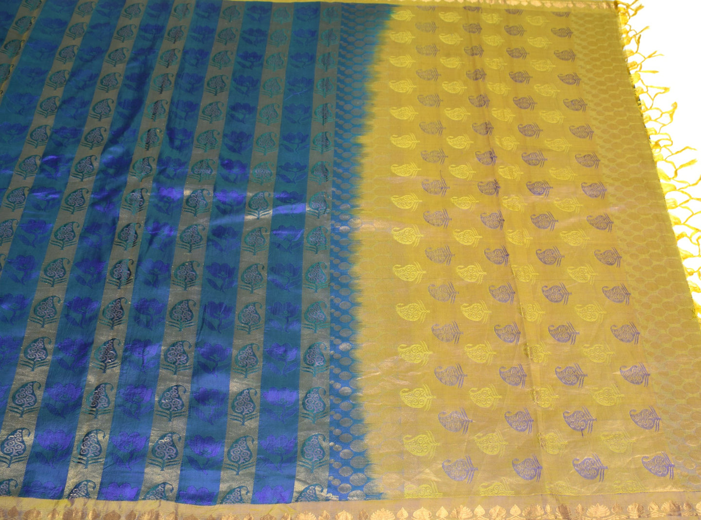 Sushila Vintage Heavy Purple Kanjivaram Saree Pure Silk Zari Brocade Sari Fabric