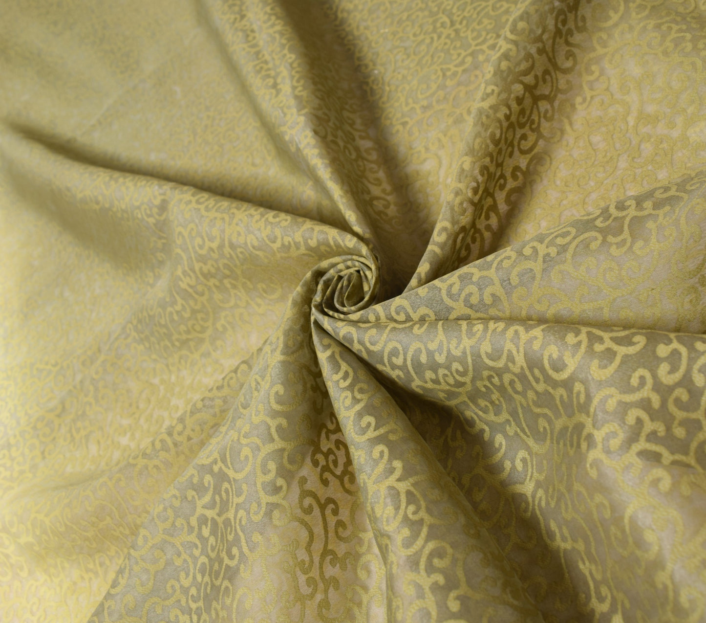 Sushila Vintage Art Organza Saree Green Printed & Zari Embroidered Sari Fabric