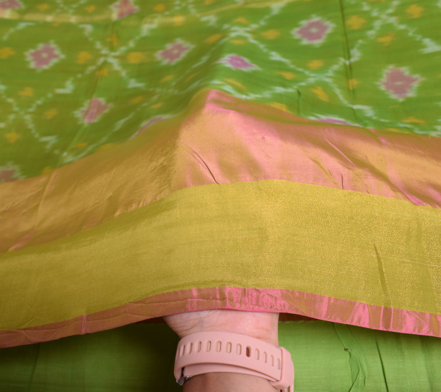 Sushila Vintage Uppada Pochampally Saree Handwoven Pure Silk Green Craft Fabric