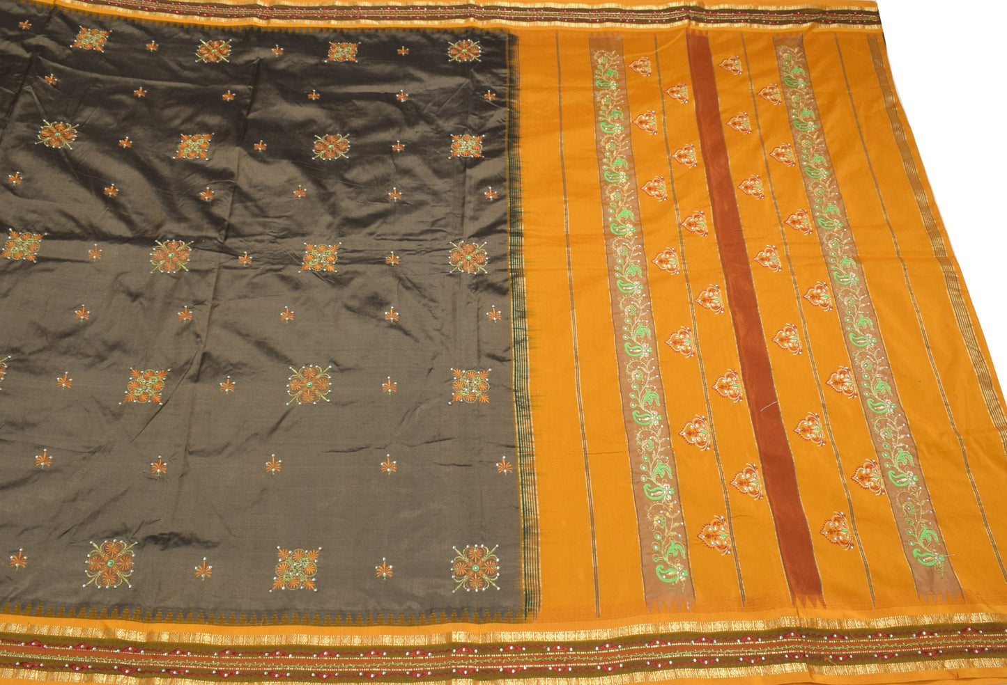 Sushila Vintage Ilkal Handloom Saree Pure Silk Kasuti Embroidery from Karnataka