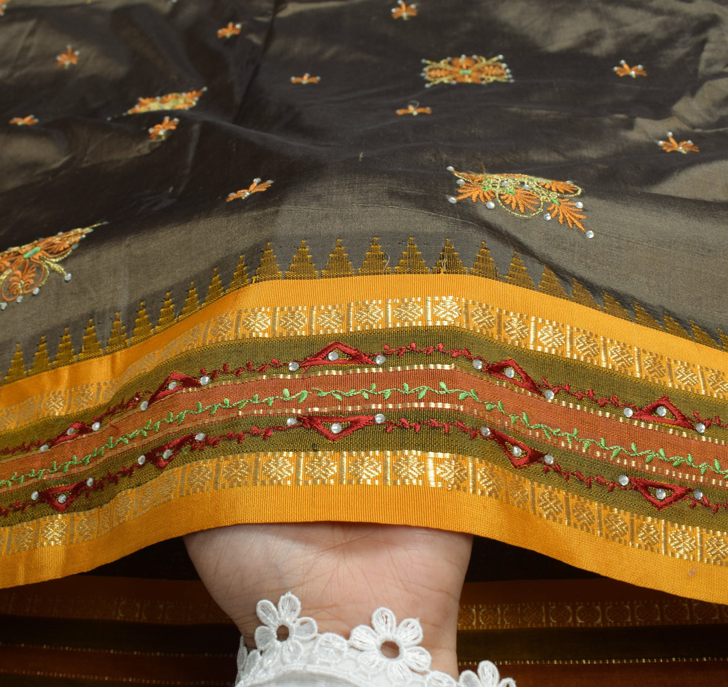 Sushila Vintage Ilkal Handloom Saree Pure Silk Kasuti Embroidery from Karnataka