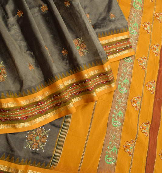 Sushila Vintage Ilkal Handloom Saree Pure Silk Kasuti Embroidery from Karnataka