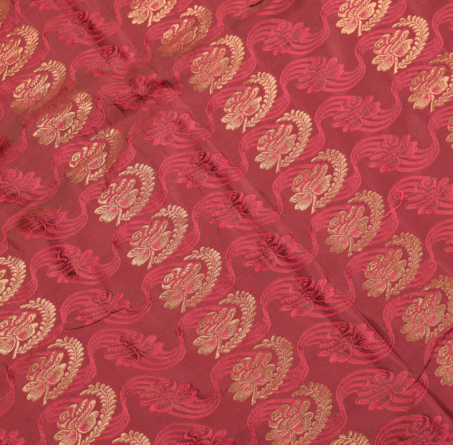 Sushila Vintage Heavy Magenta Kanjivaram Saree Pure Silk Zari Woven Floral Sari