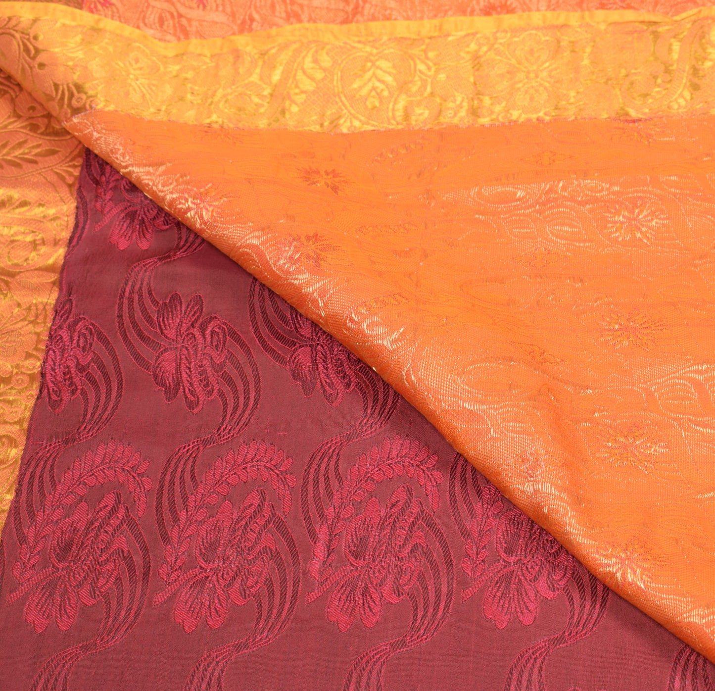Sushila Vintage Heavy Magenta Kanjivaram Saree Pure Silk Zari Woven Floral Sari