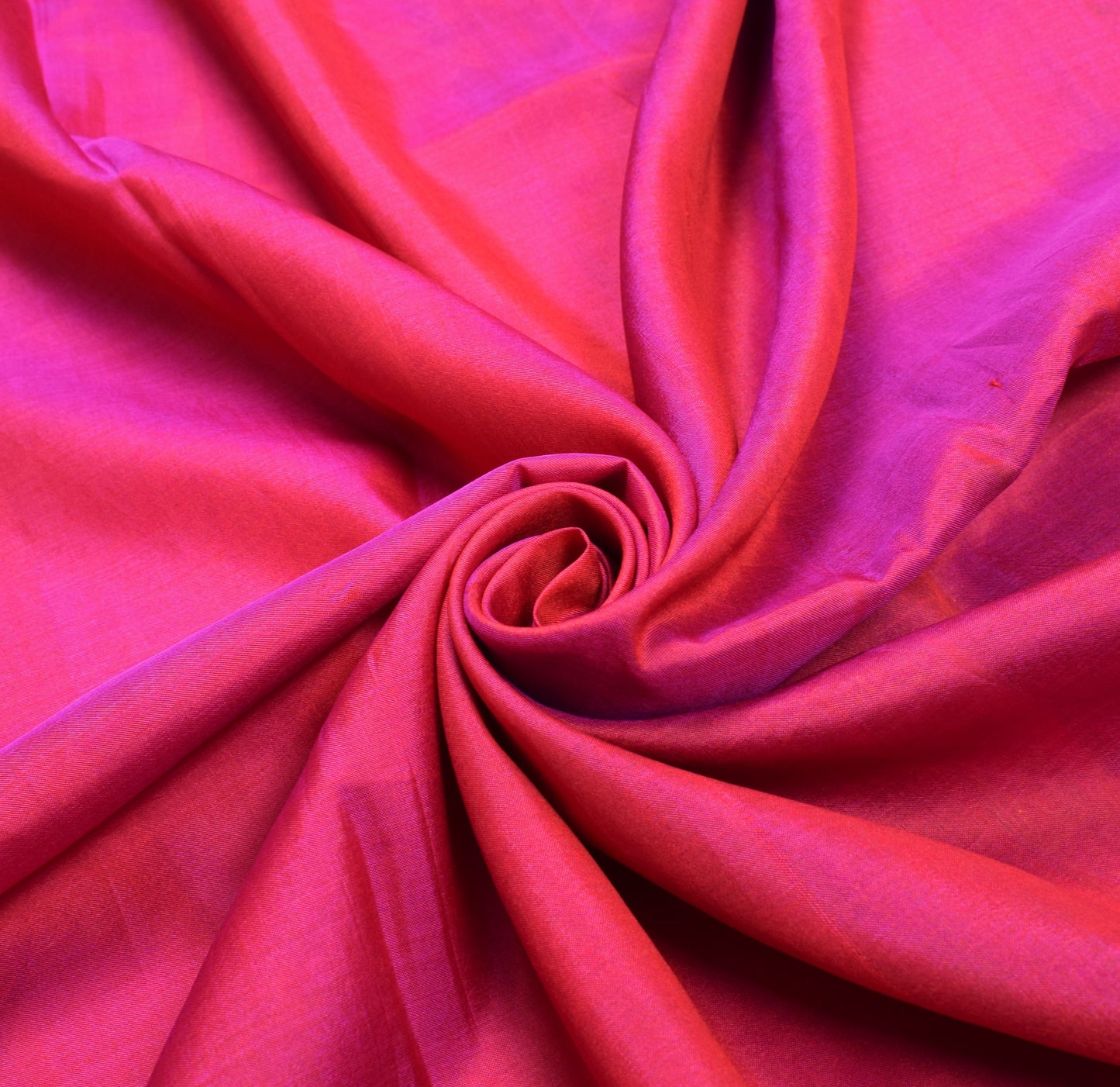 Sushila Vintage Magenta Narayanpet Saree 6Yard Handloom Silk Sari Contrast Pallu