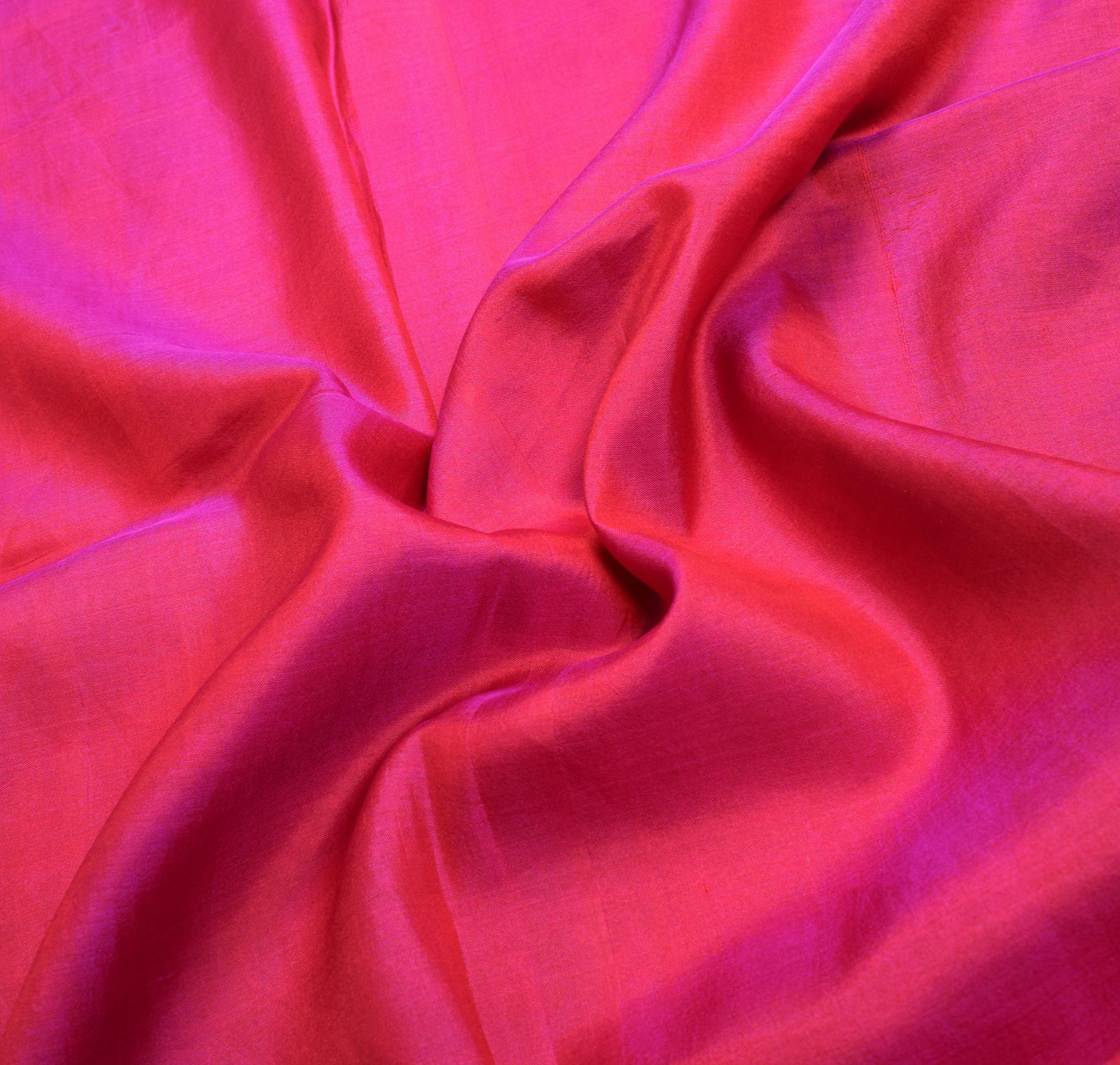 Sushila Vintage Magenta Narayanpet Saree 6Yard Handloom Silk Sari Contrast Pallu