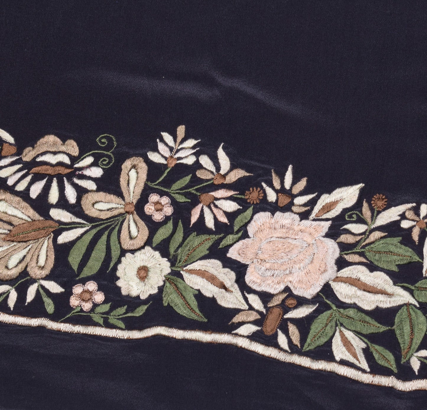 Sushila Vintage Parsi Gara Embroider Saree Pure Crepe HEAVY Black Sari 6YDFabric