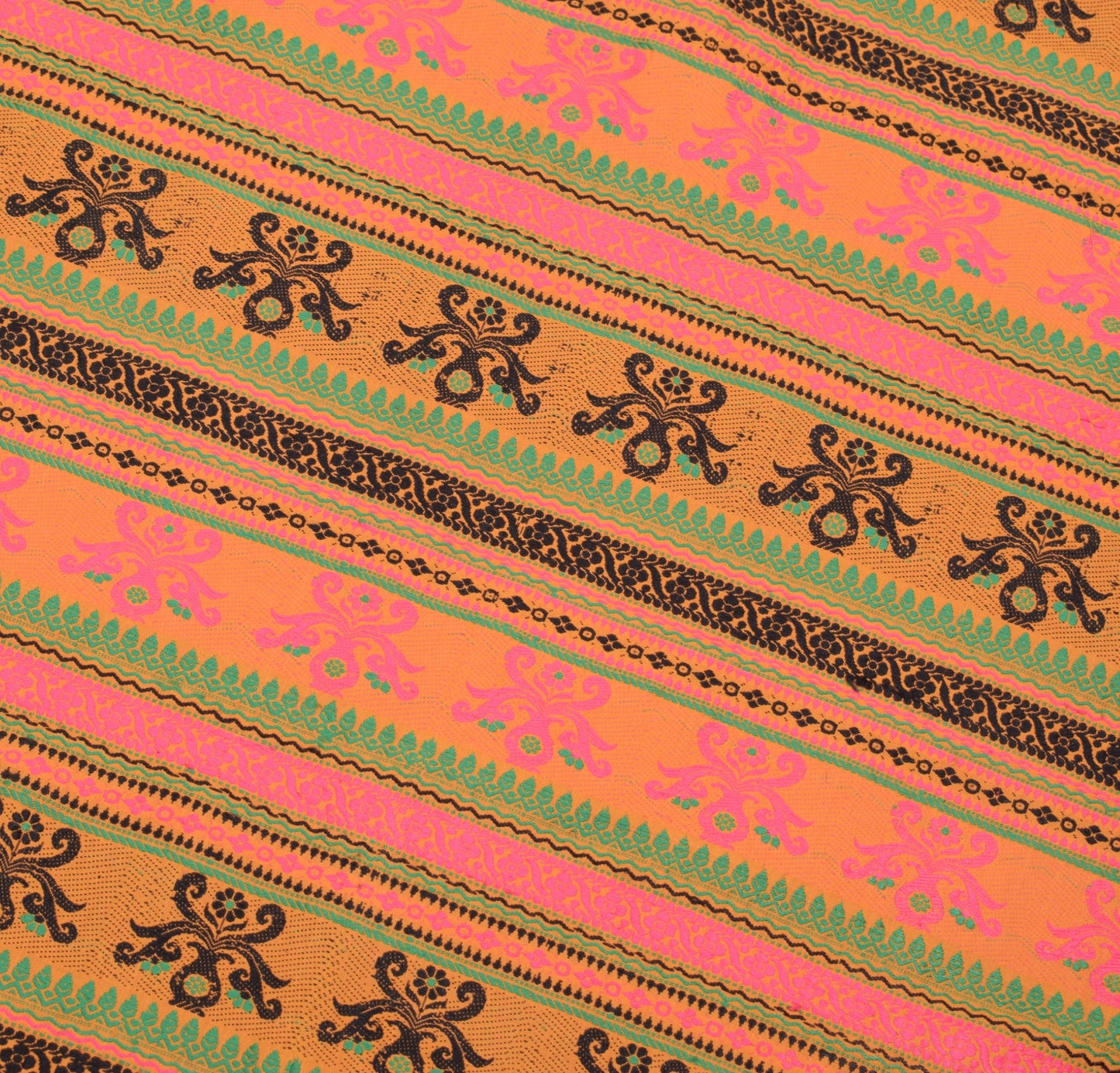 Sushila Vintage Pink Saree Handwoven Peacock Border Pallu PureCotton Sari Fabric