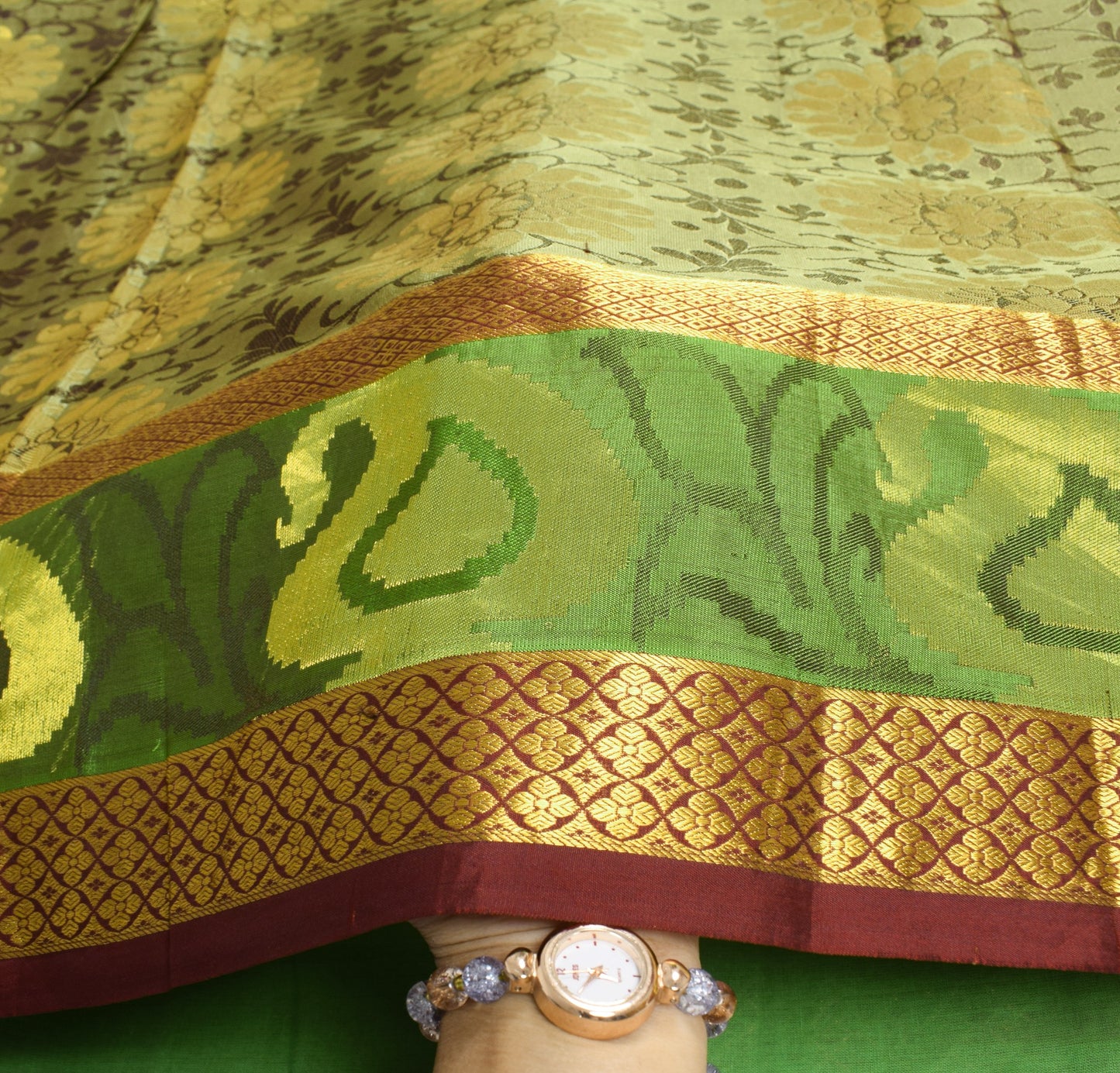 Sushila Vintage Kanchipuram Temple Border Saree Pure Silk Zari Woven HEAVY Sari