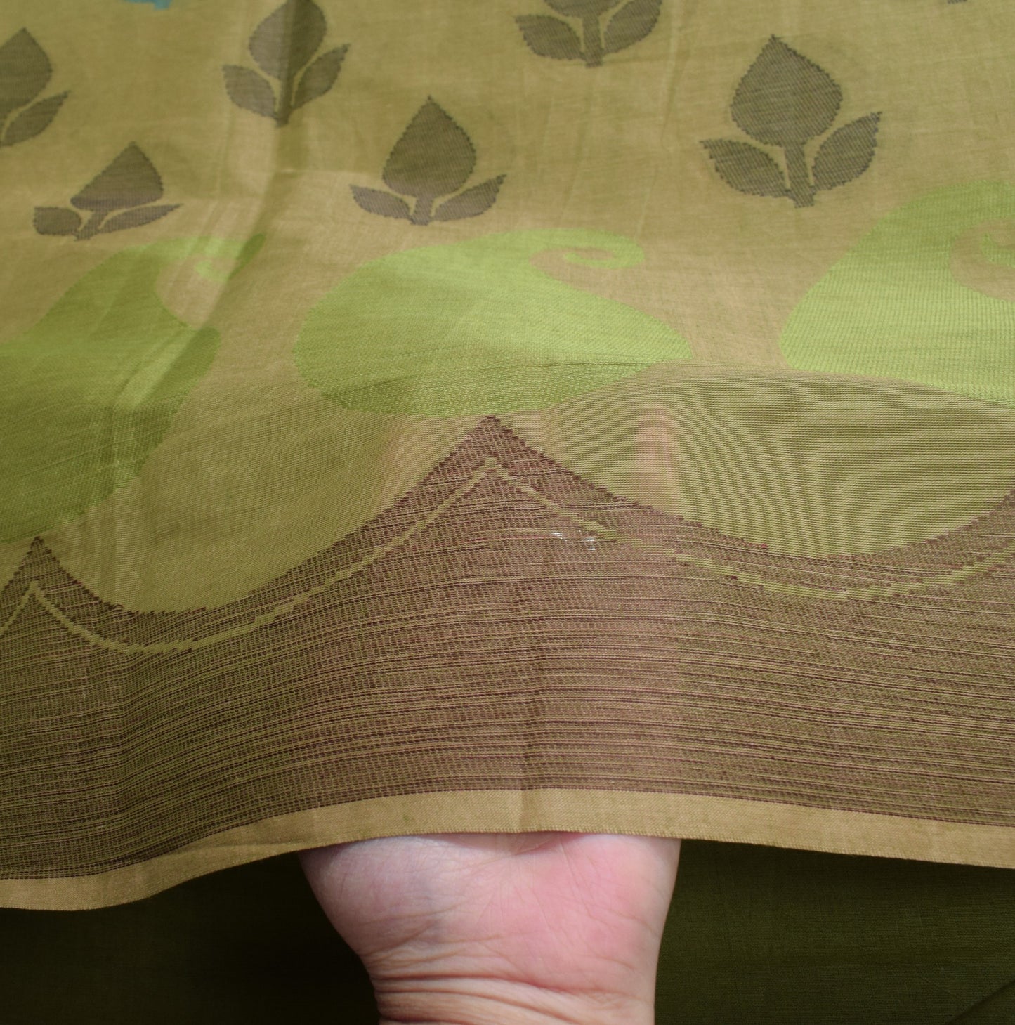 Sushila Vintage Leaves Hand Woven Saree Pure Cotton Green 5YD Sari Craft Fabric