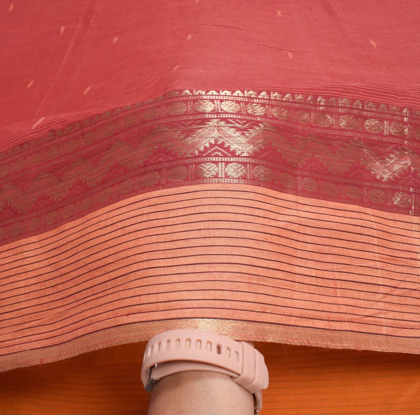 Sushila Vintage Bengal Tant Woven Saree Pure Cotton Red Handloom 5Yd Sari Fabric