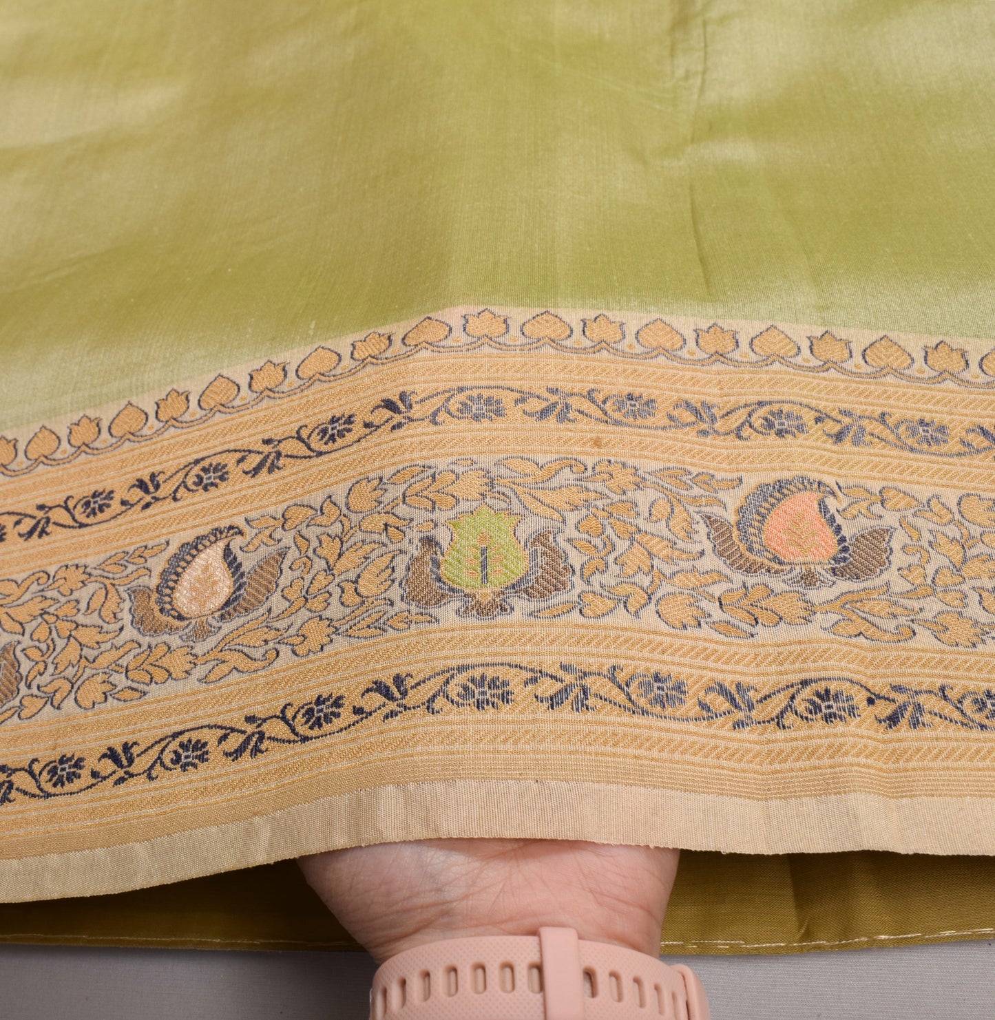 Sushila Vintage Green Pure Silk Saree Woven Beige Border Pallu Sari Craft Fabric