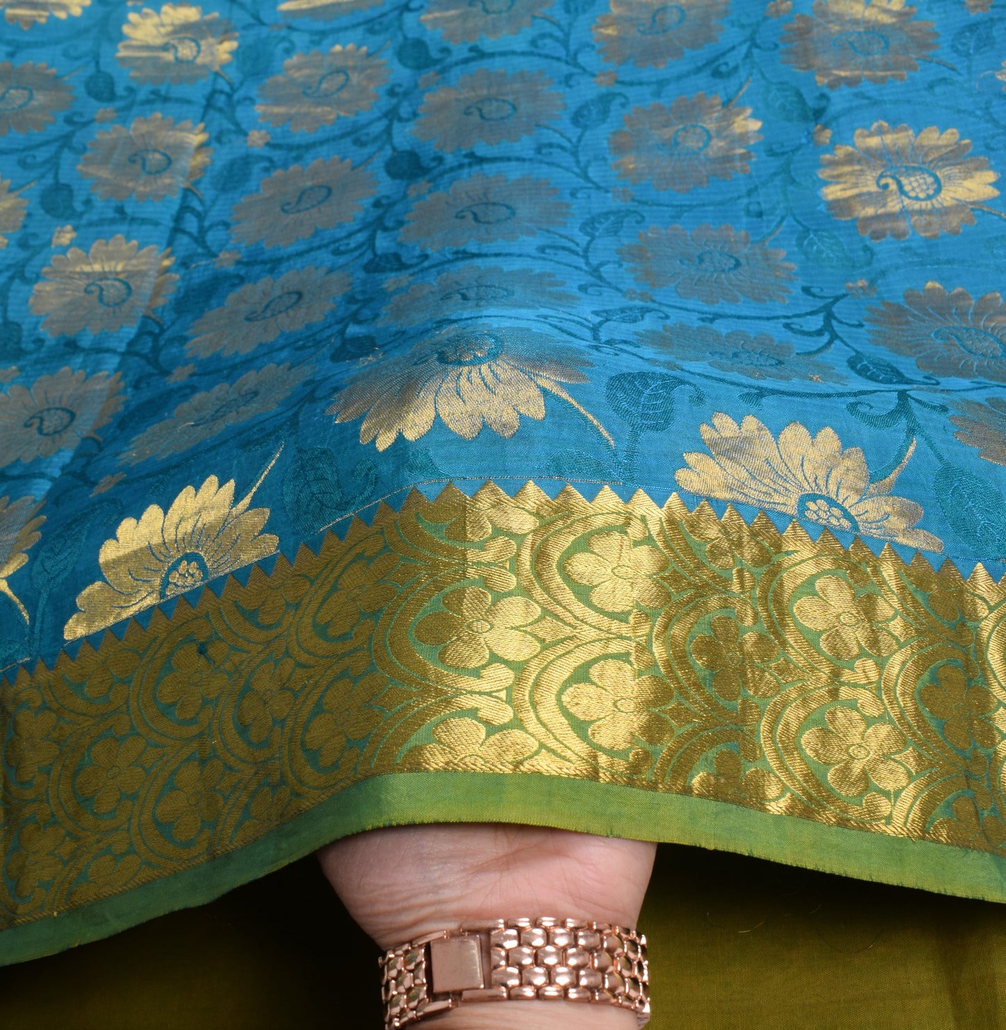 Sushila Vintage Turquoise Blue Kanjivaram Saree Pure Silk zari Woven Sari Fabric