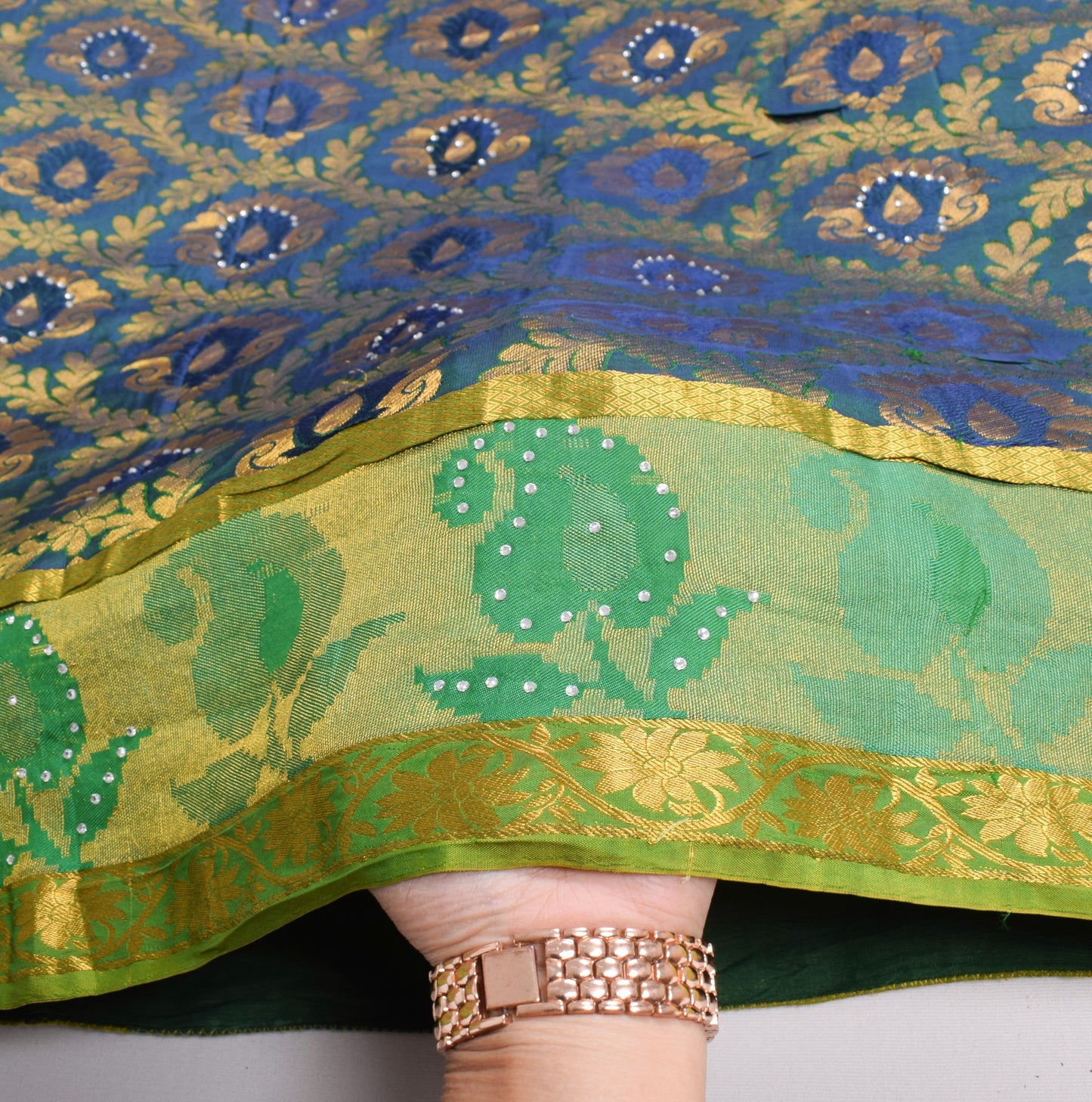 Sushila Vintage Blue Green Kanjivaram Saree Saree Pure Silk Floral Sari Fabric