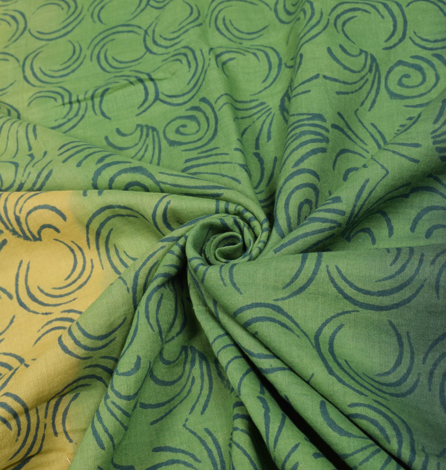 Sushila Vintage Green 6 Yard Saree Pure Cotton Printed & Zari Woven Sari Fabric