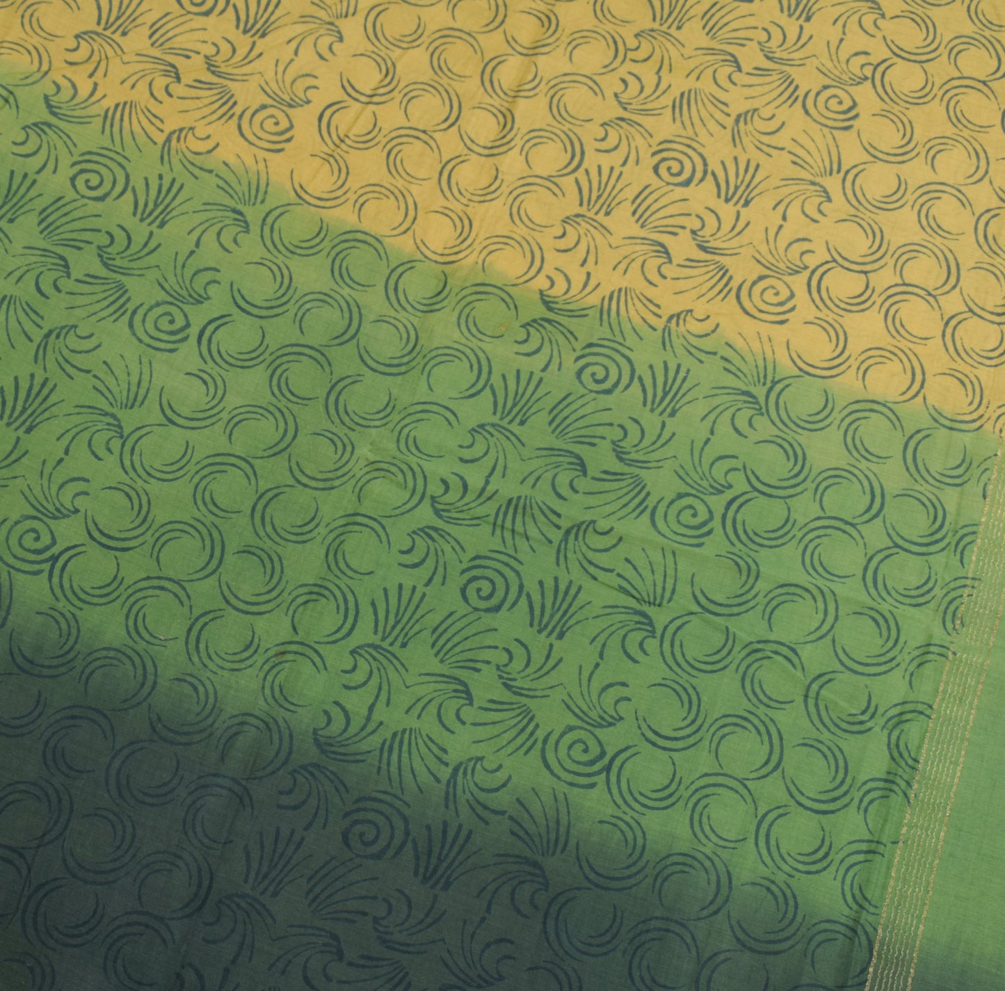 Sushila Vintage Green 6 Yard Saree Pure Cotton Printed & Zari Woven Sari Fabric