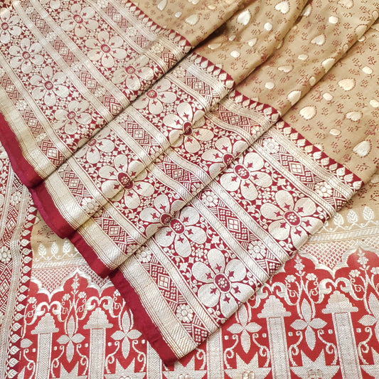 Sushila Vintage Heavy Banarasi Sari Woven Zari 100% Pure Satin Silk Beige Saree