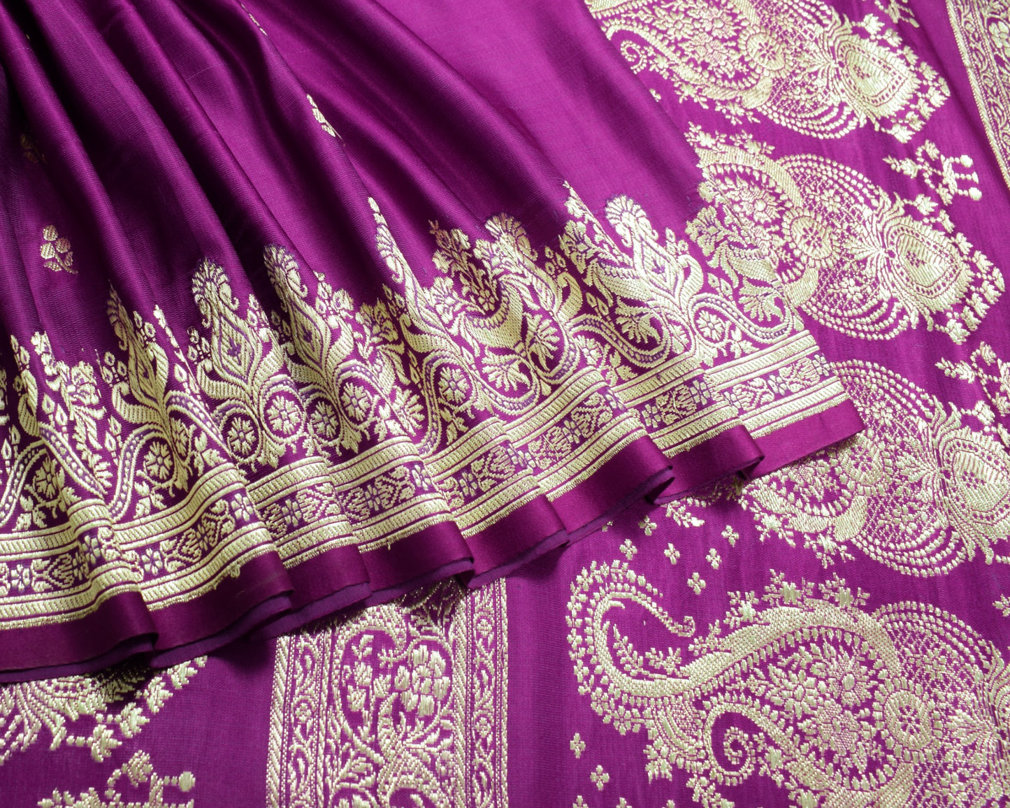 Sushila Vintage Heavy Brocade Saree Pure Satin Silk Dark Magenta Banarasi Sari