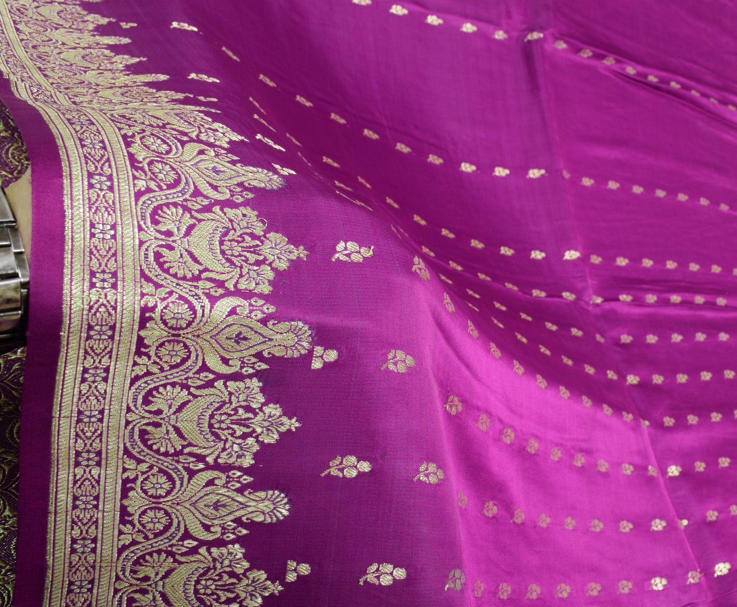 Sushila Vintage Heavy Brocade Saree Pure Satin Silk Dark Magenta Banarasi Sari