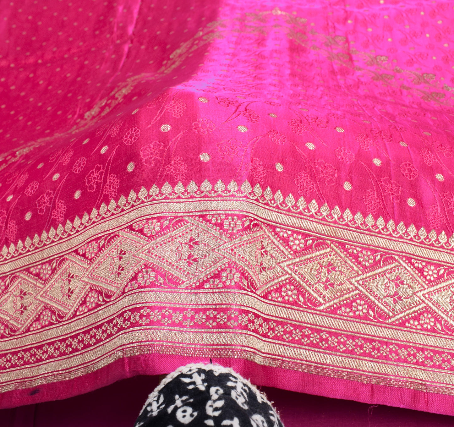 Sushila Vintage Magenta Heavy Saree Pure Satin Silk Brocade Banarasi Sari Fabric