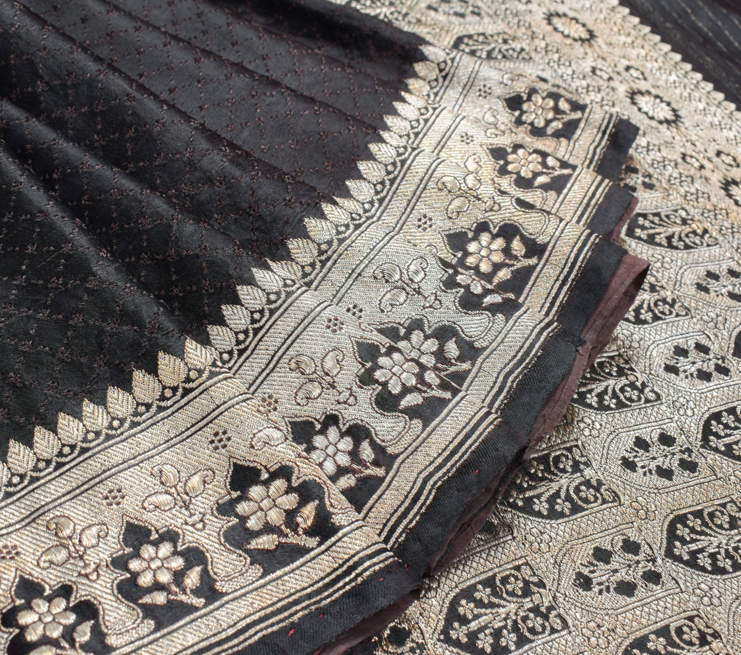 Sushila Vintage Black Handloom Saree Pure Satin Silk Banarasi Tanchoi Sari