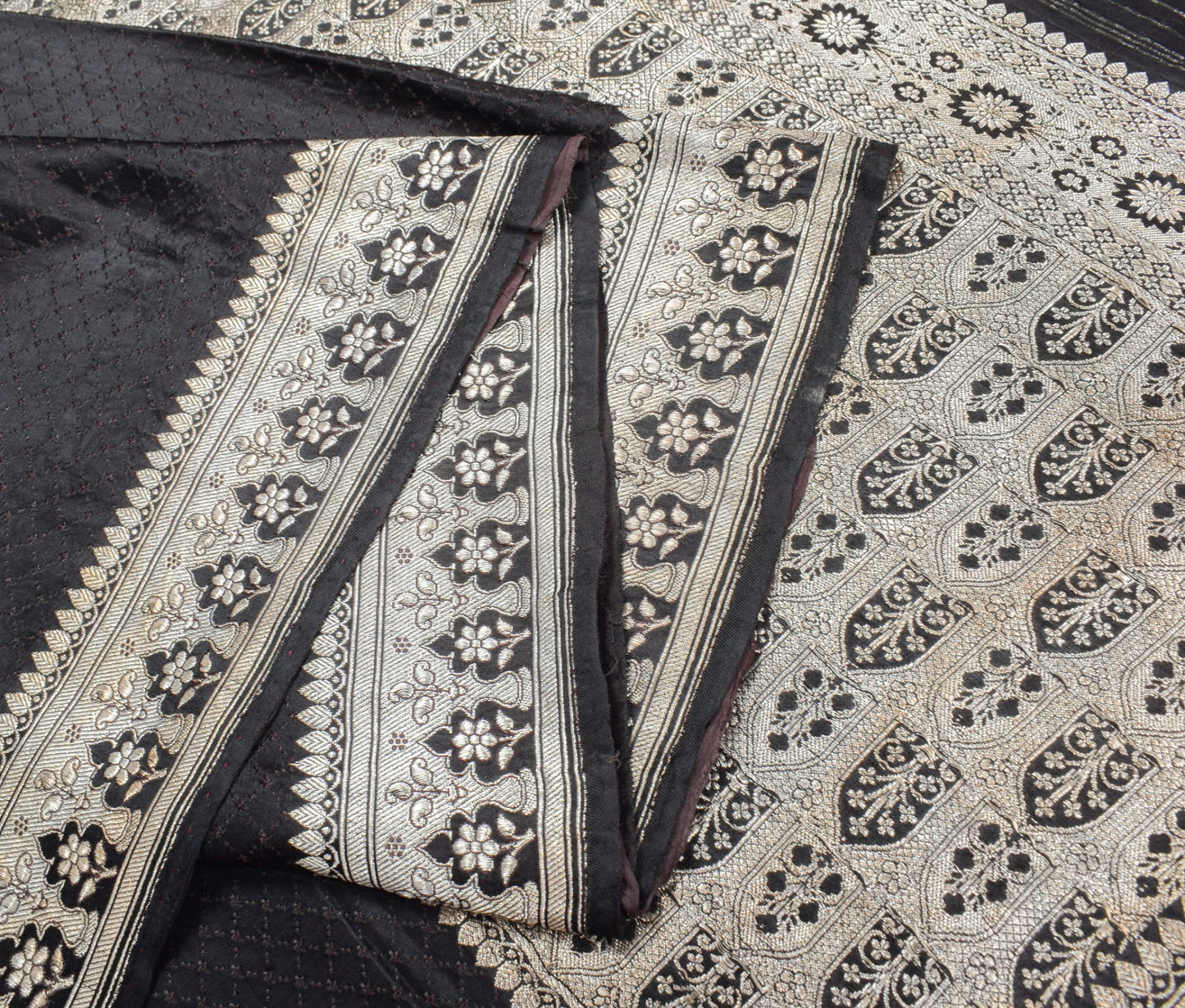 Sushila Vintage Black Handloom Saree Pure Satin Silk Banarasi Tanchoi Sari