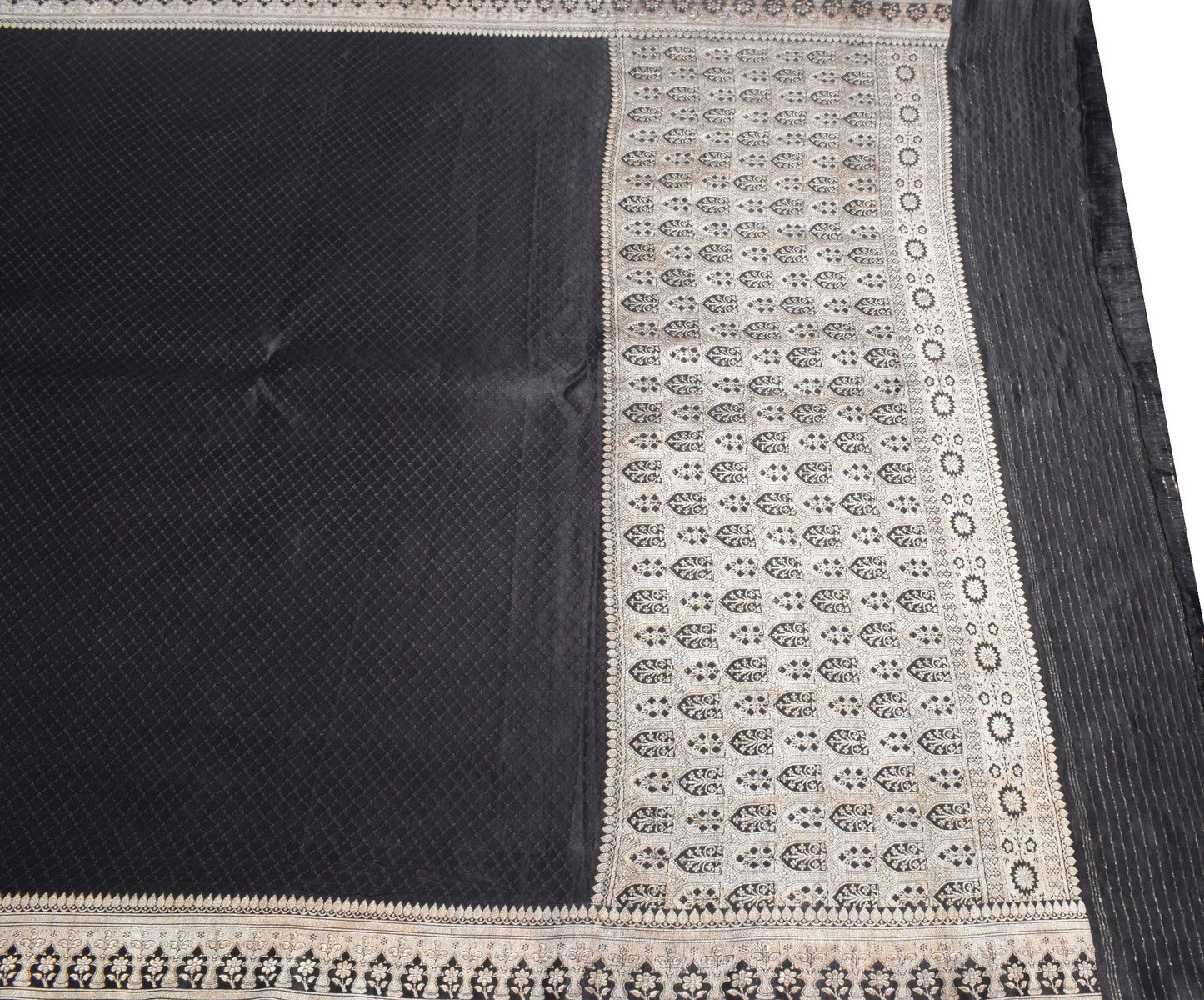 Sushila Vintage Black Handloom Saree Pure Satin Silk Banarasi Tanchoi Sari