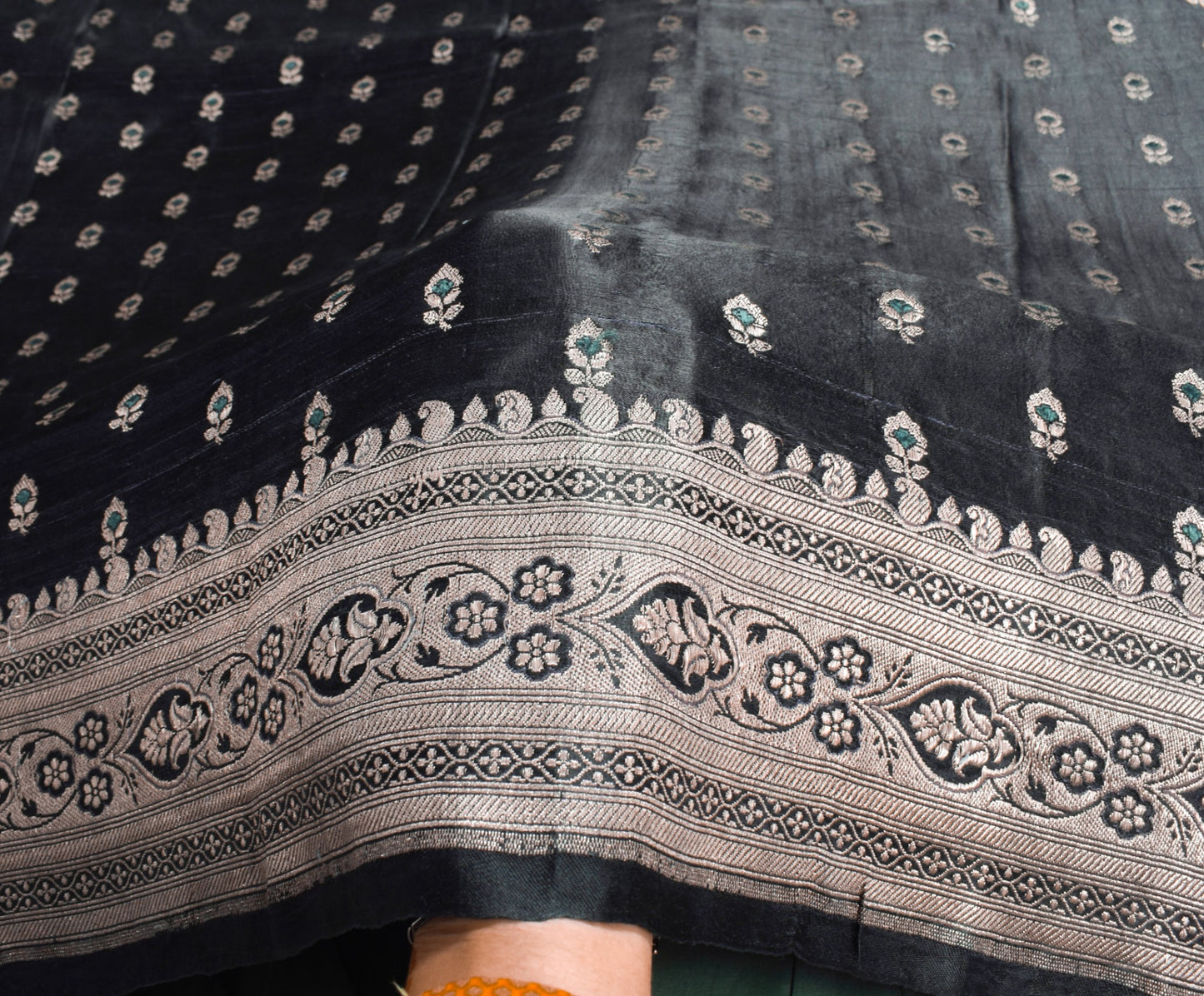 Sushila Vintage Heavy Banarasi Saree Pure Satin Silk Brocade Floral Black Sari