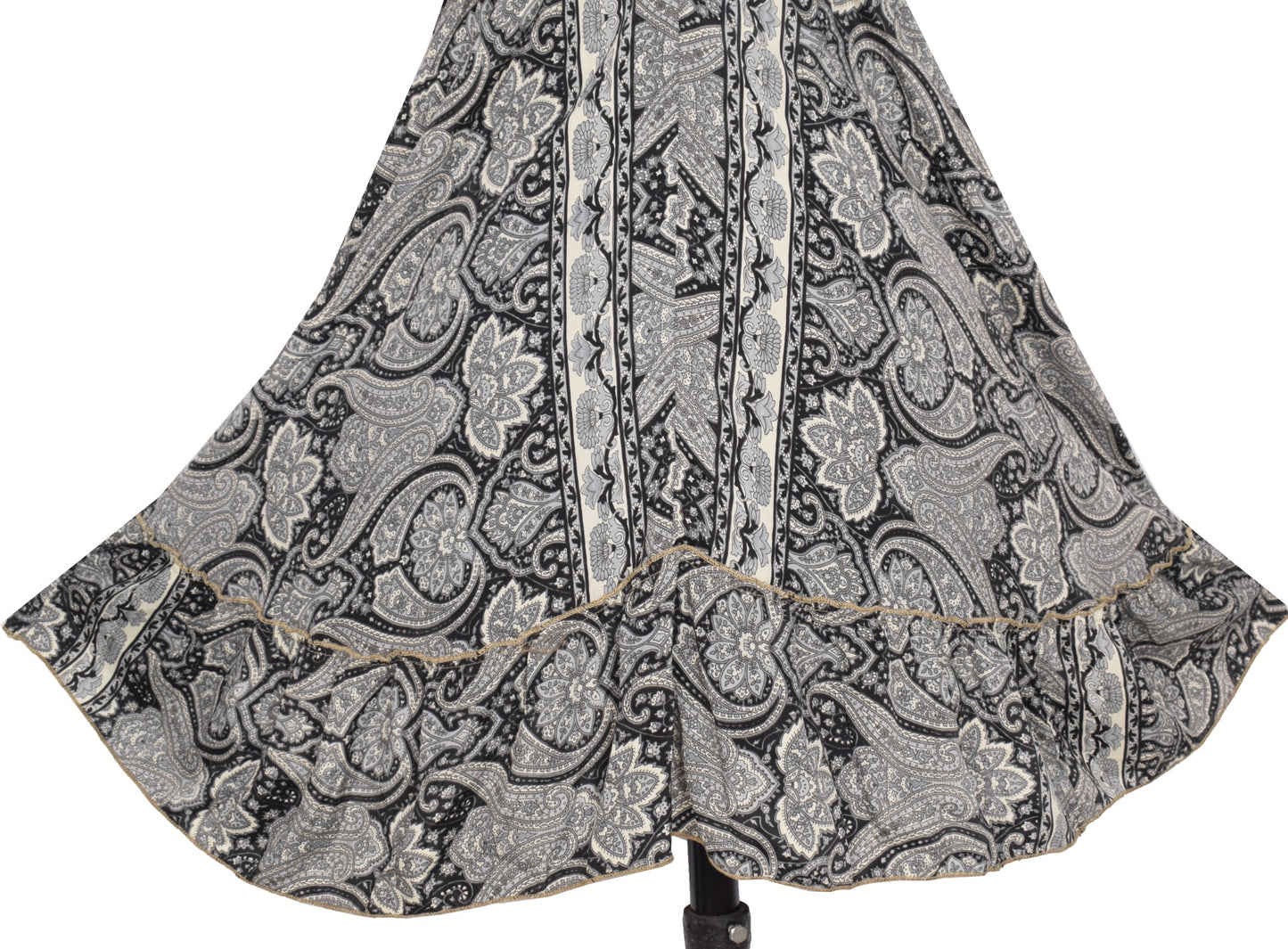 Sushila Vintage Halter Neck Midi Dress Boho Paisley Flowy Black Summer Sundress