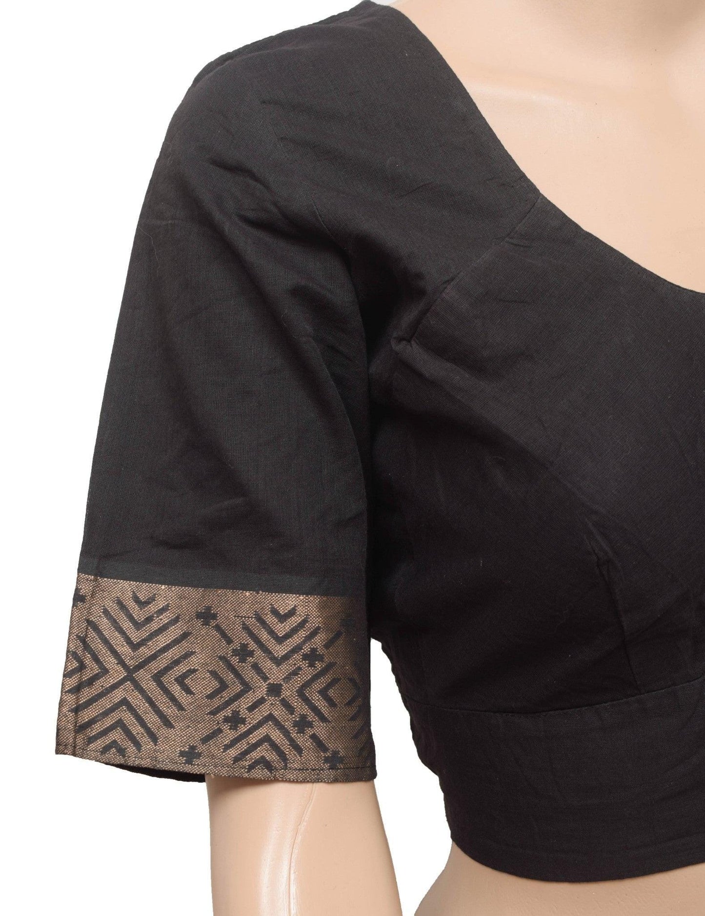 Sushila Vintage Readymade Stitched Sari Blouse Black Pure Cotton Woven Choli 40 for Wearing or Crafting Purpose