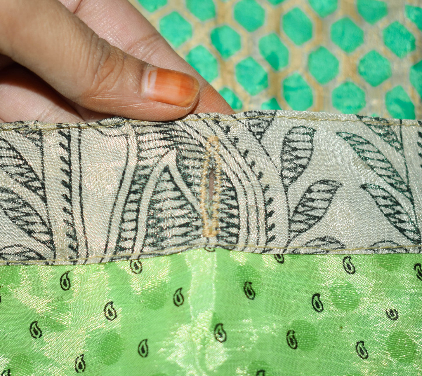 Sushila Vintage Art Silk Saree Magic Wrap Green Floral Reversible Skirt Beach Dress