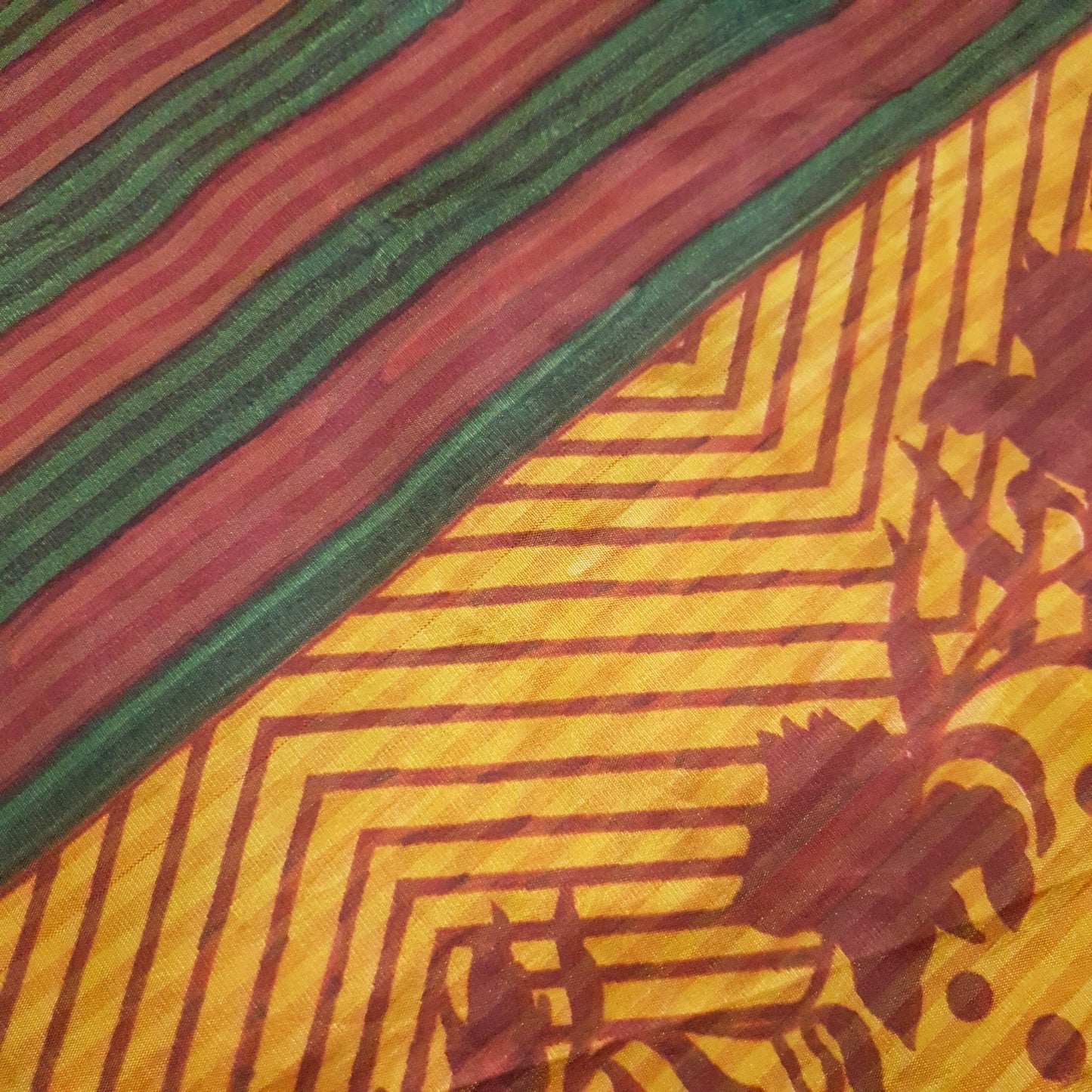 Sushila Vintage Handmade Saree Magic Wrap Reversible Skirt Art Silk Beach Dress Boho