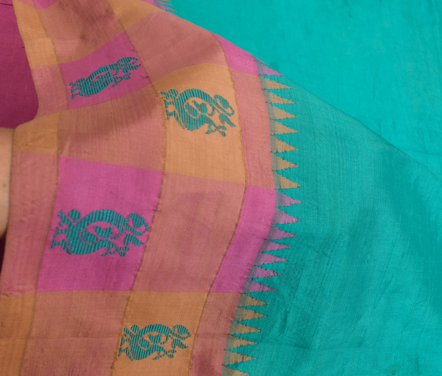 Sushila Vintage Aqua Green Sari Remnant Scrap Multi Use Pure Silk Craft Fabric