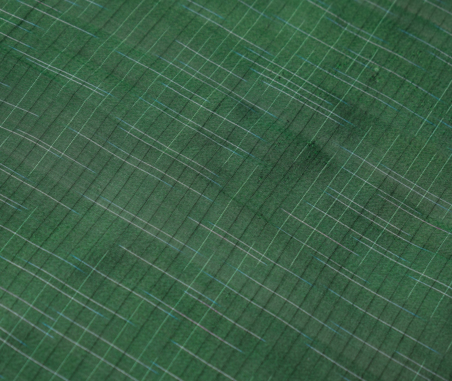 Sushila Vintage Green Sari Remnant Scrap Hand Woven Pure Silk Craft Soft Fabric