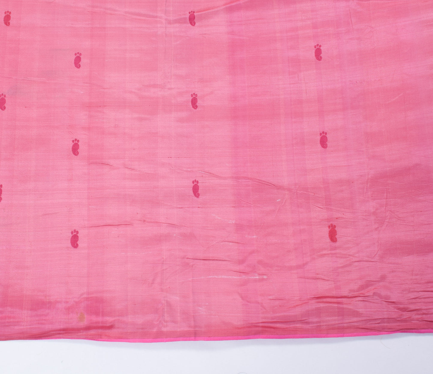 Sushila Vintage Pink Sari Remnant Scrap Paisley Woven PureSilk Soft Craft Fabric